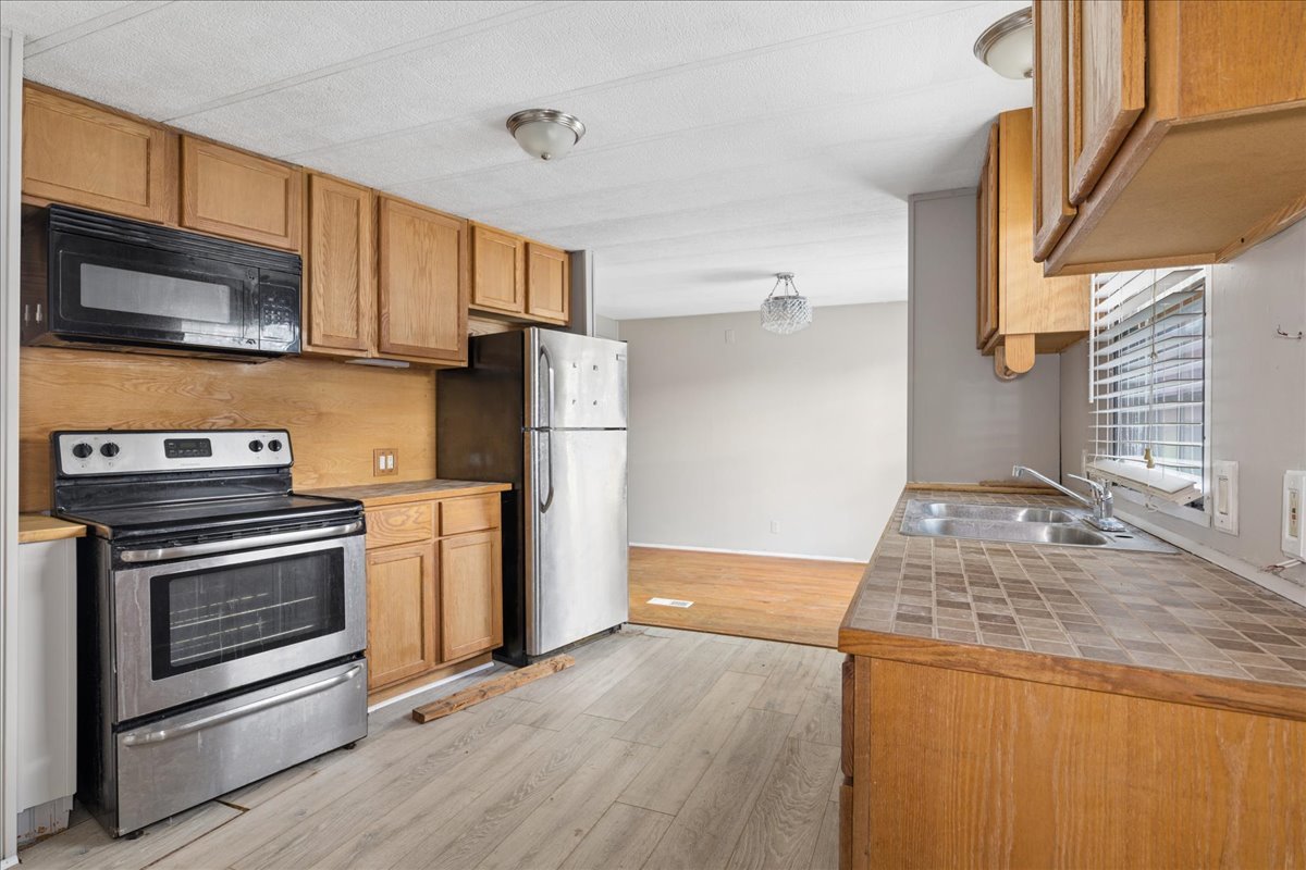 273 Duke Drive Property Photo 12