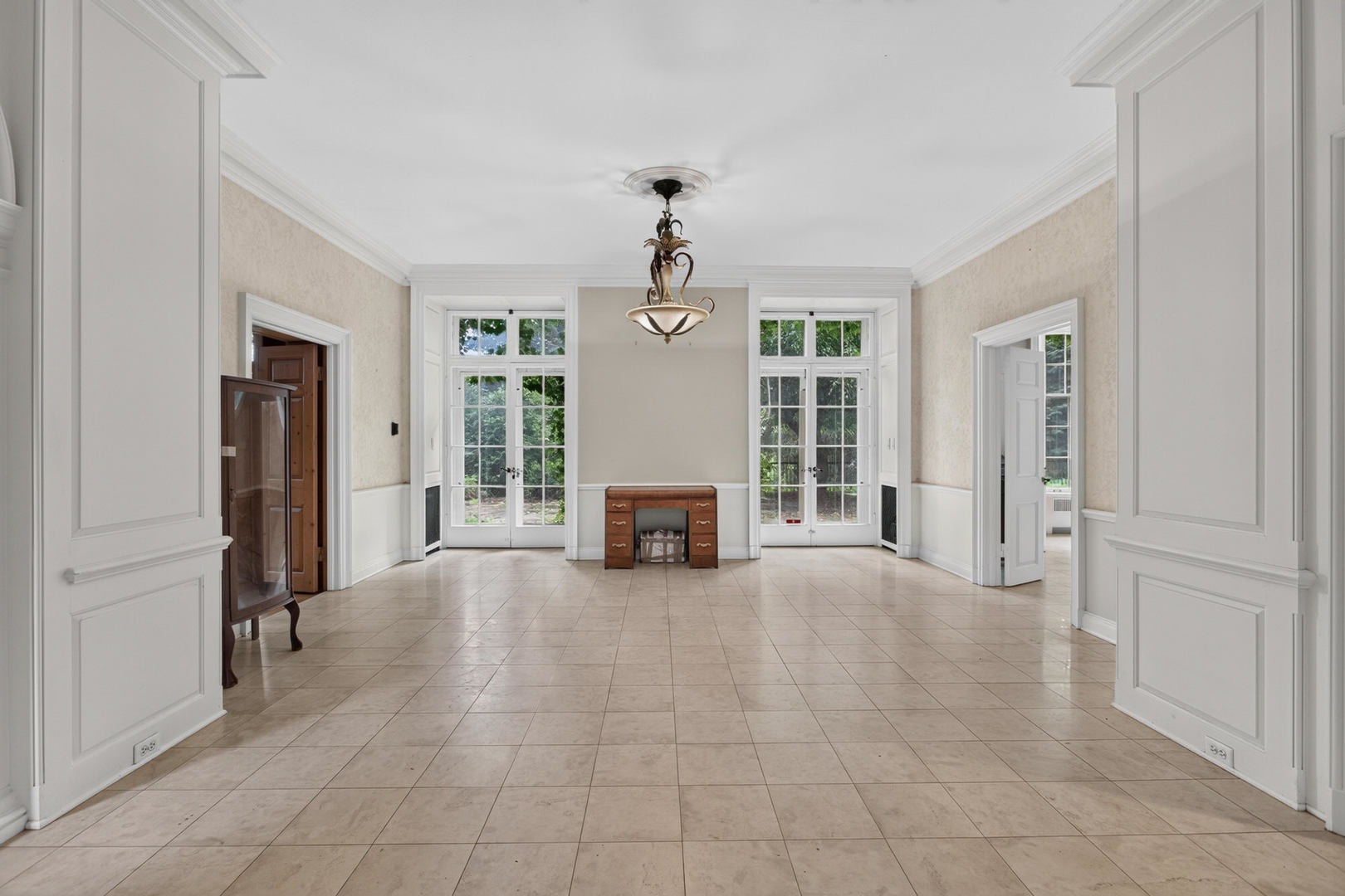 4141 45th Avenue Property Photo 6