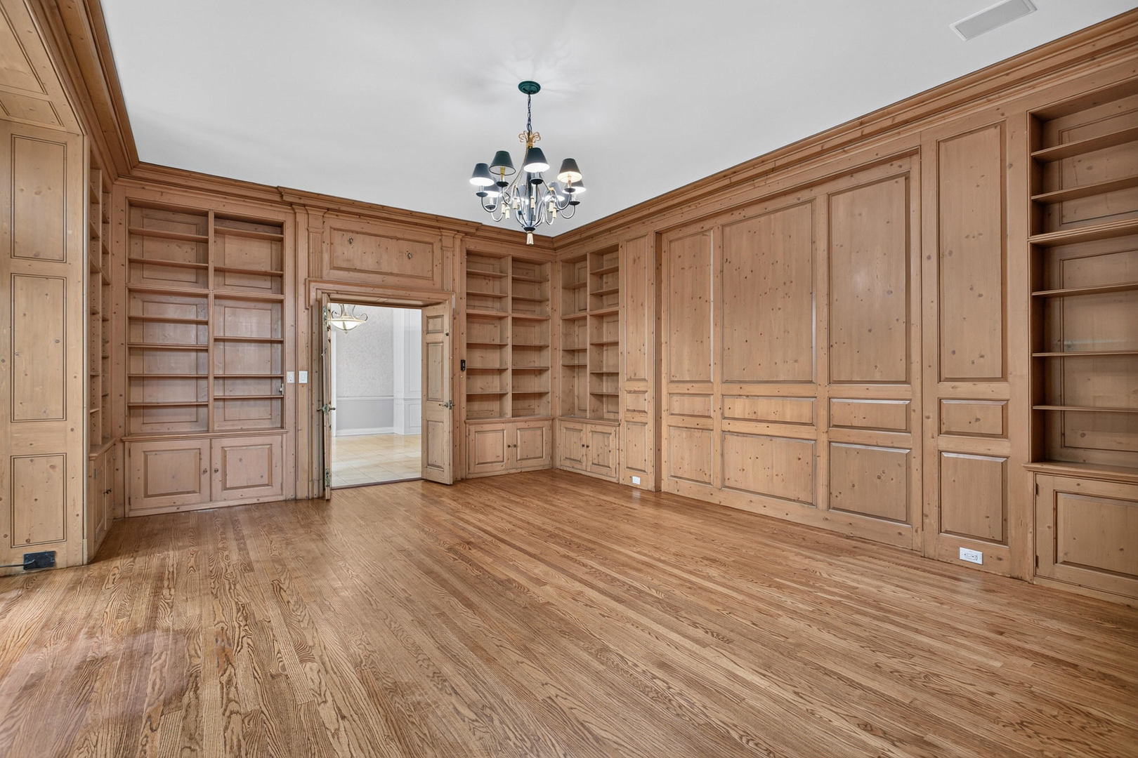4141 45th Avenue Property Photo 8