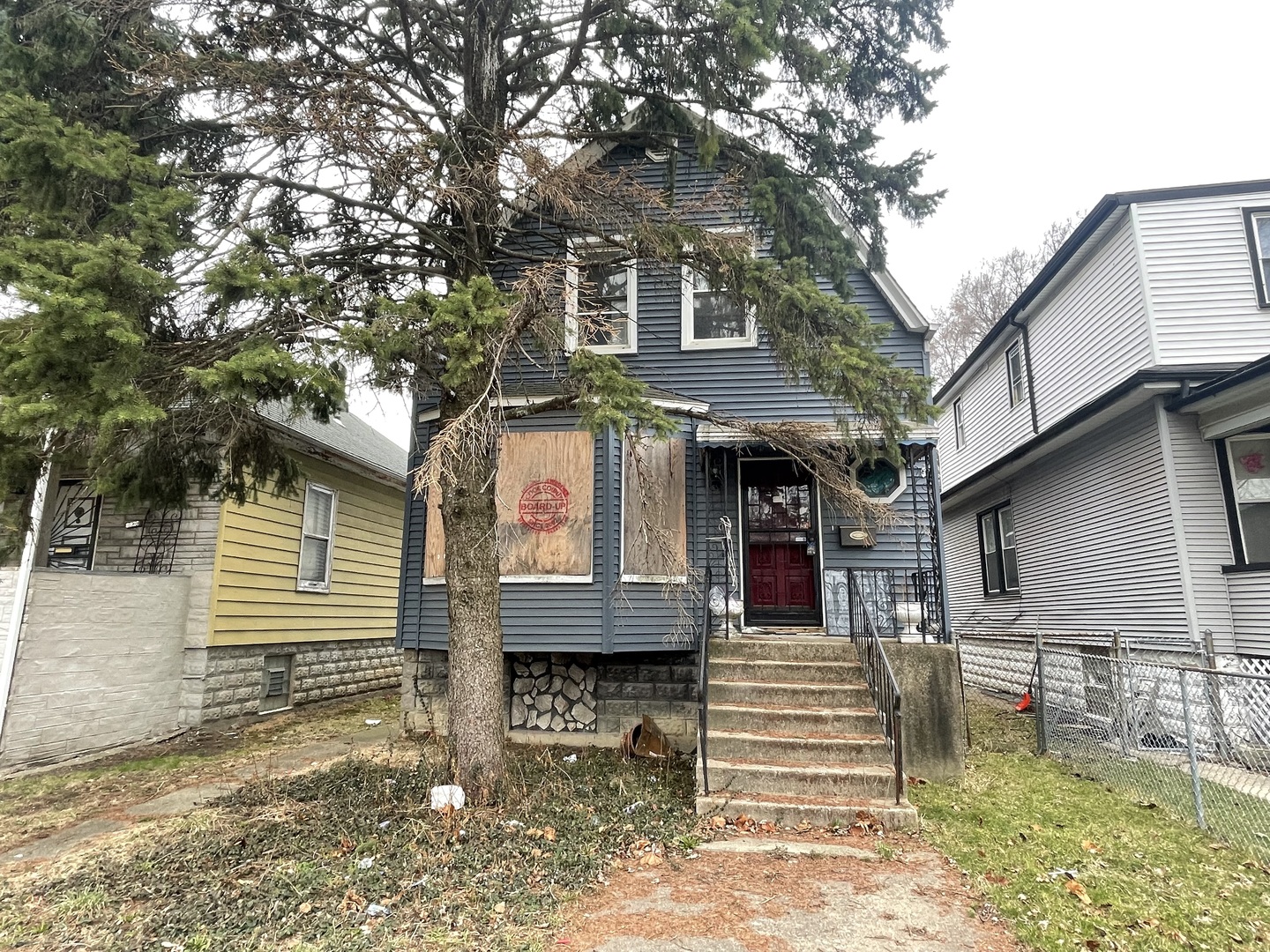 8816 S Lowe Avenue Property Photo 1