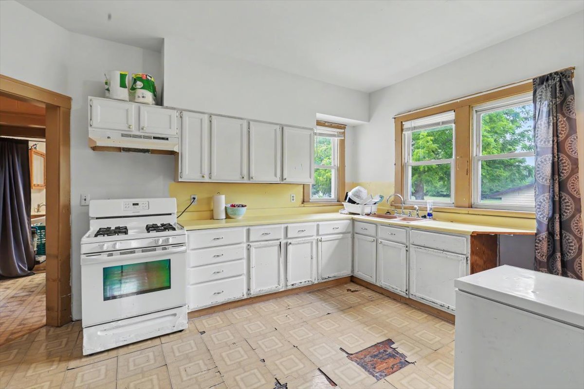 290 S Chestnut Street Property Photo 11