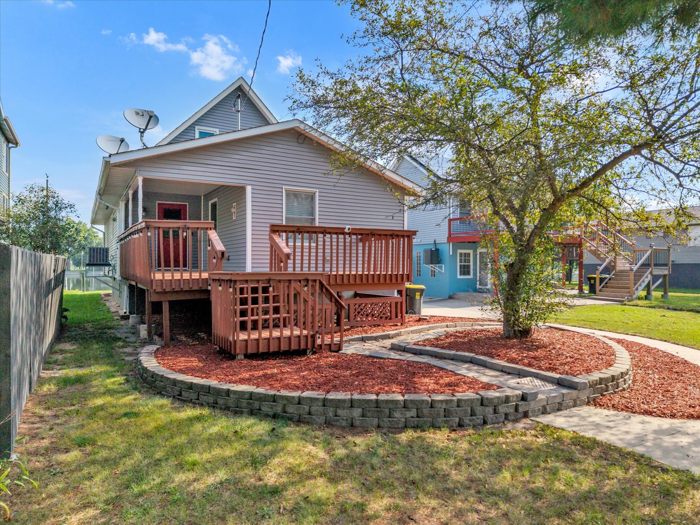 3403 S Shore Drive Property Photo 5