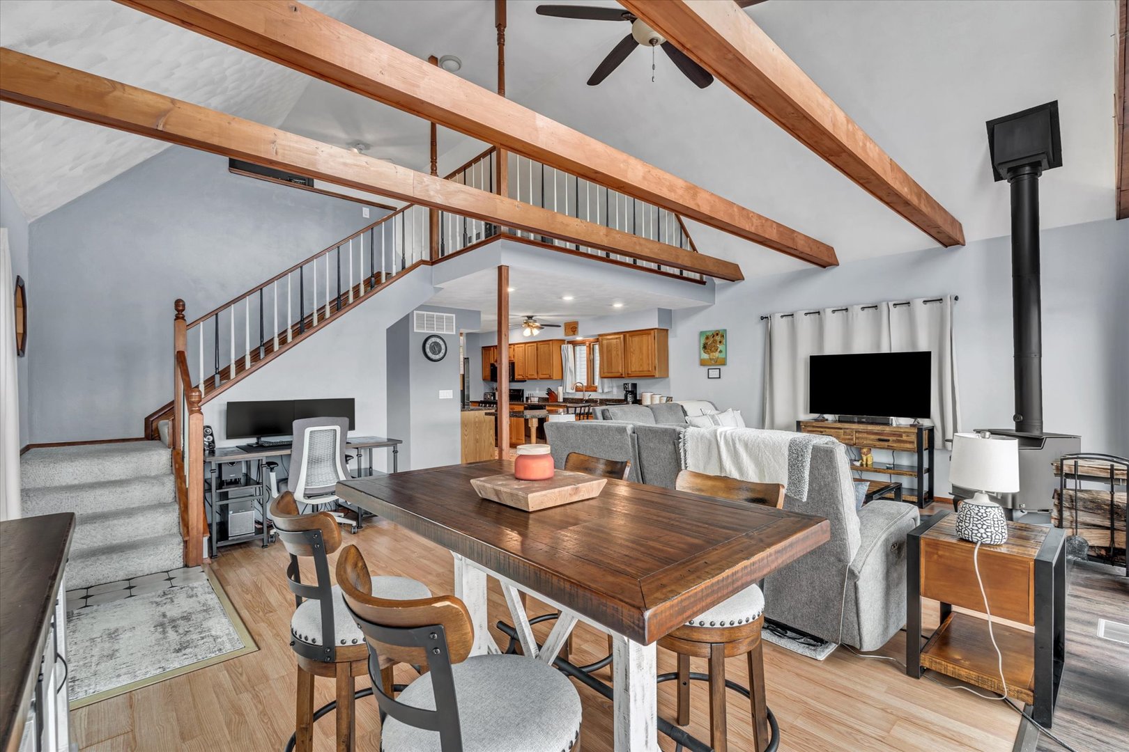 3403 S Shore Drive Property Photo 13