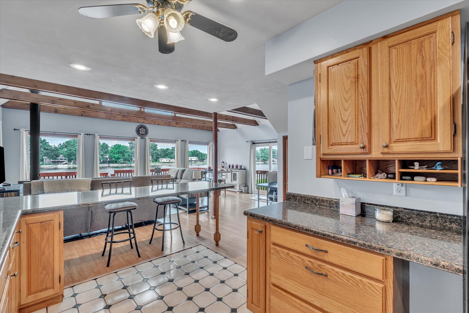 3403 S Shore Drive Property Photo 21