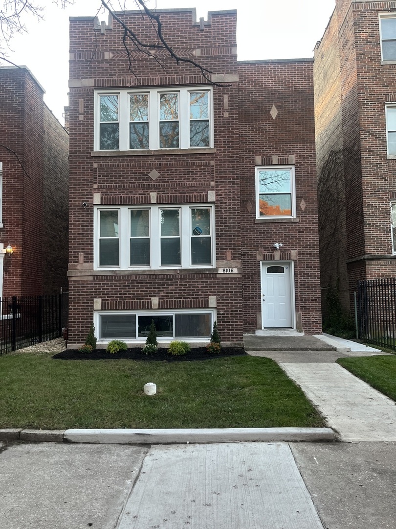 8106 S Langley Avenue Property Photo 1