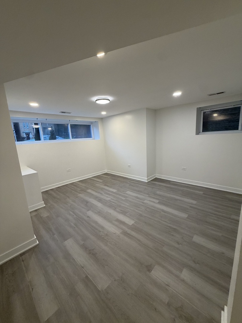 8106 S Langley Avenue Property Photo 2