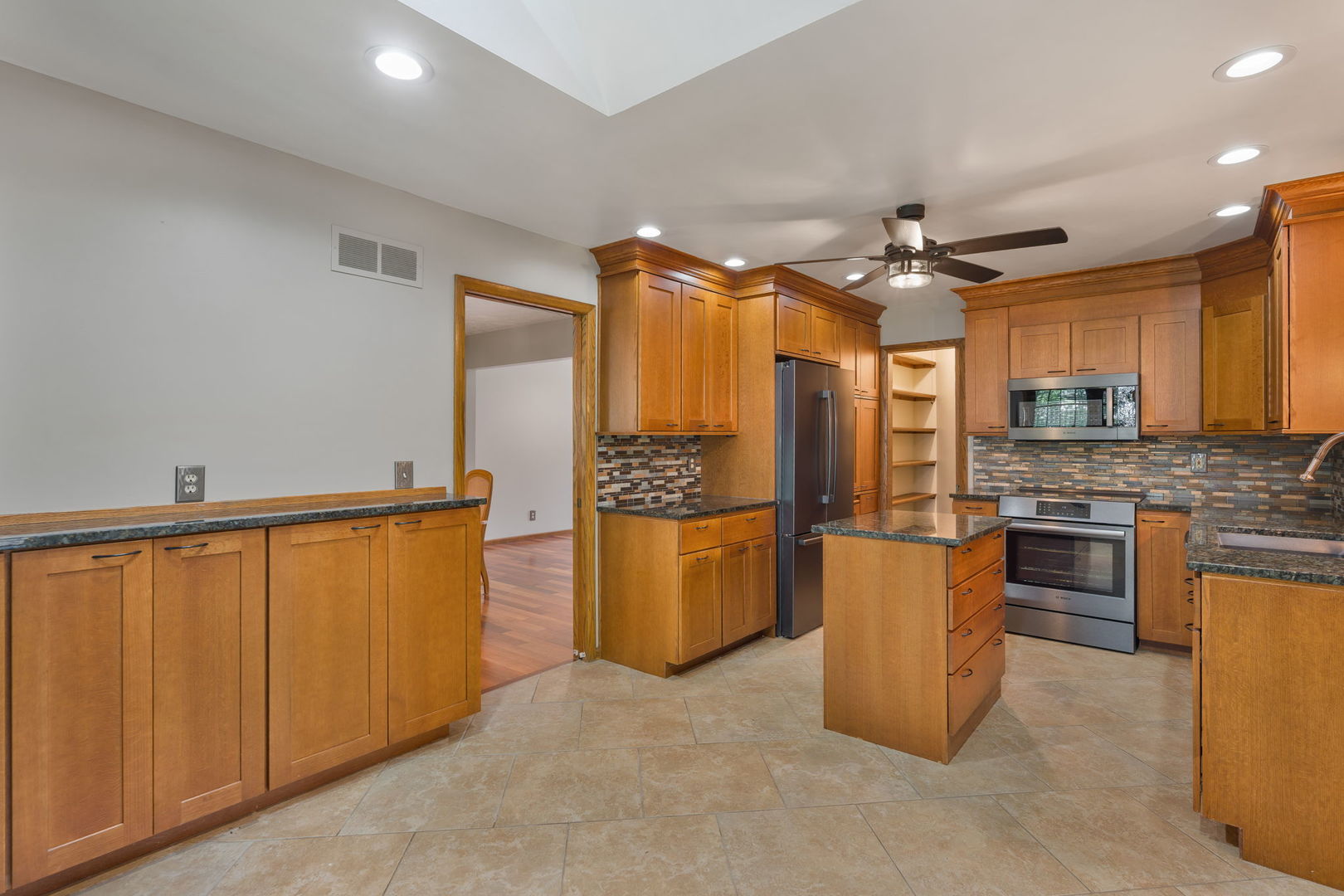 4490 Hamilton Drive Property Photo 16