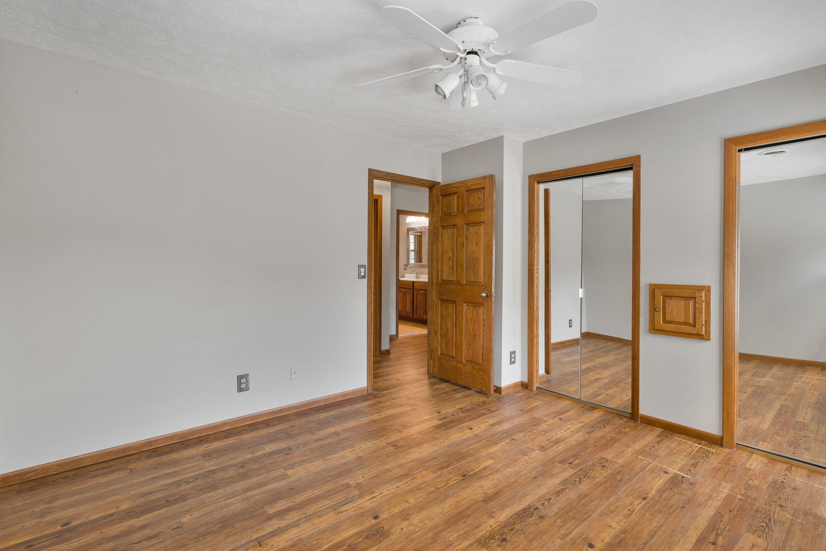 4490 Hamilton Drive Property Photo 37