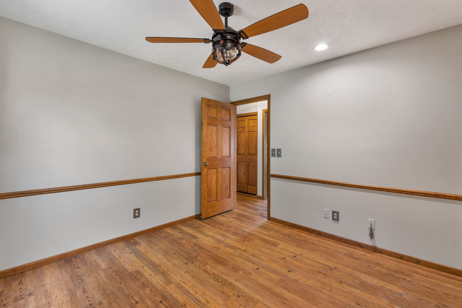 4490 Hamilton Drive Property Photo 39