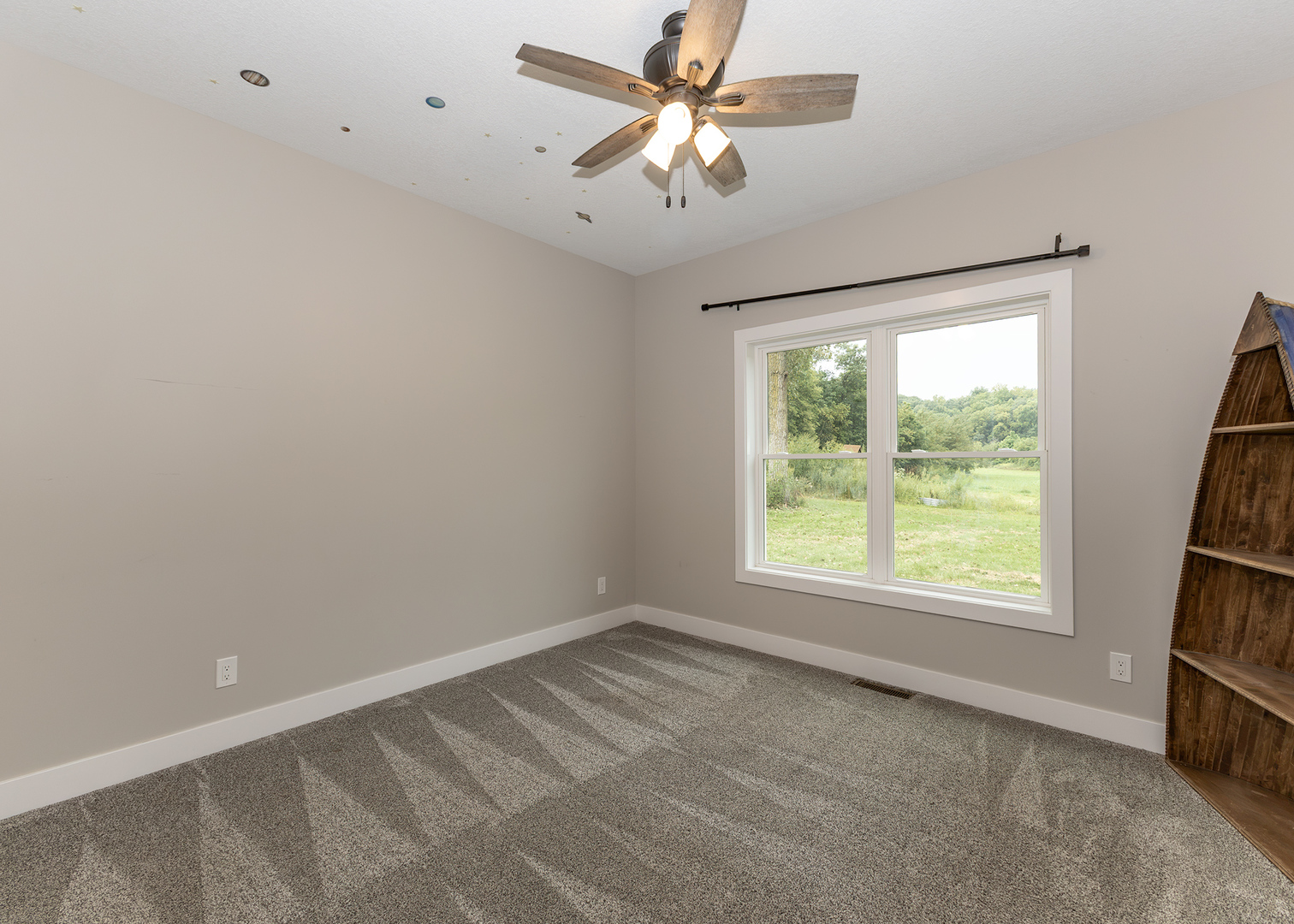 12724231 Property Photo 11
