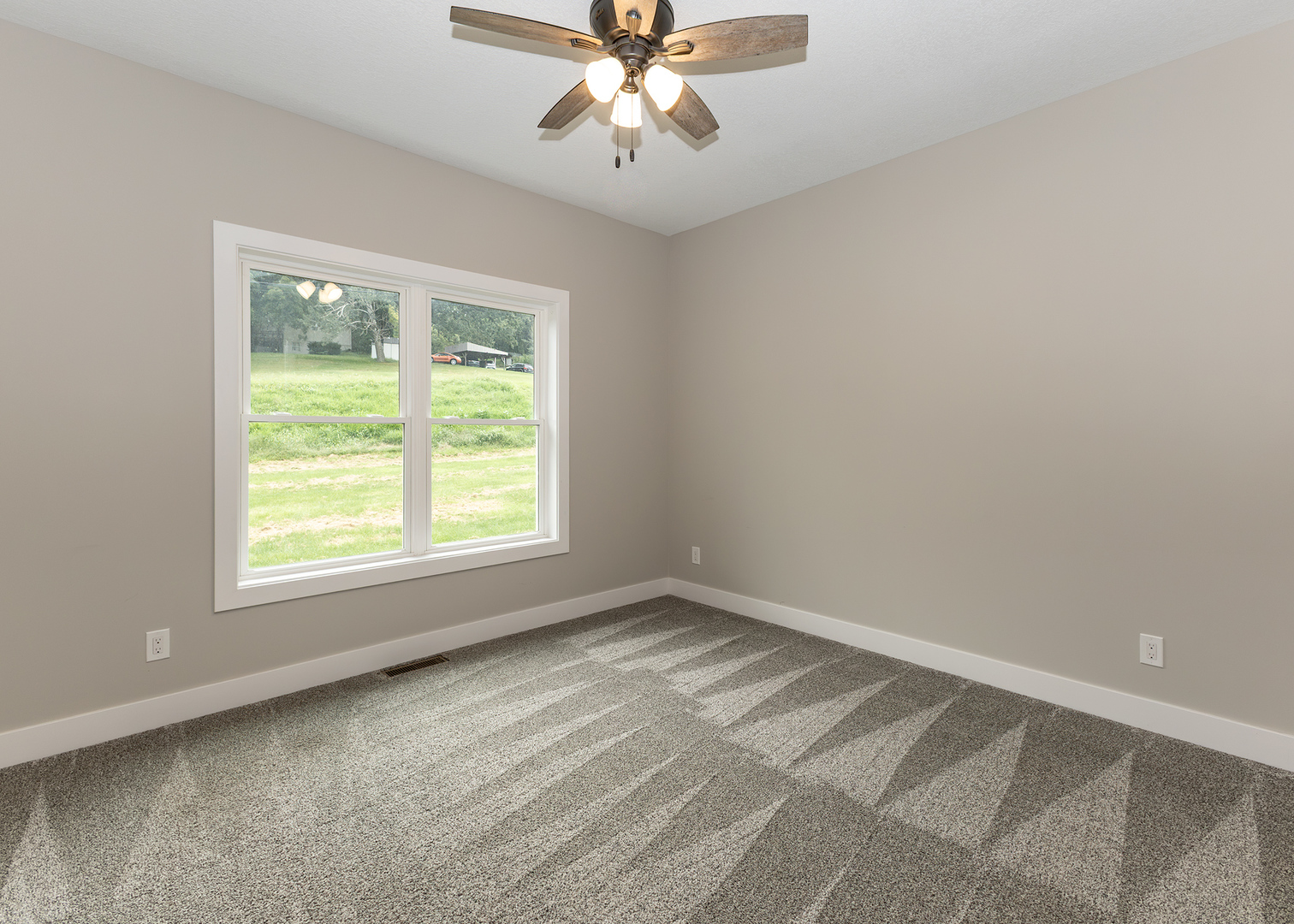 12724231 Property Photo 14