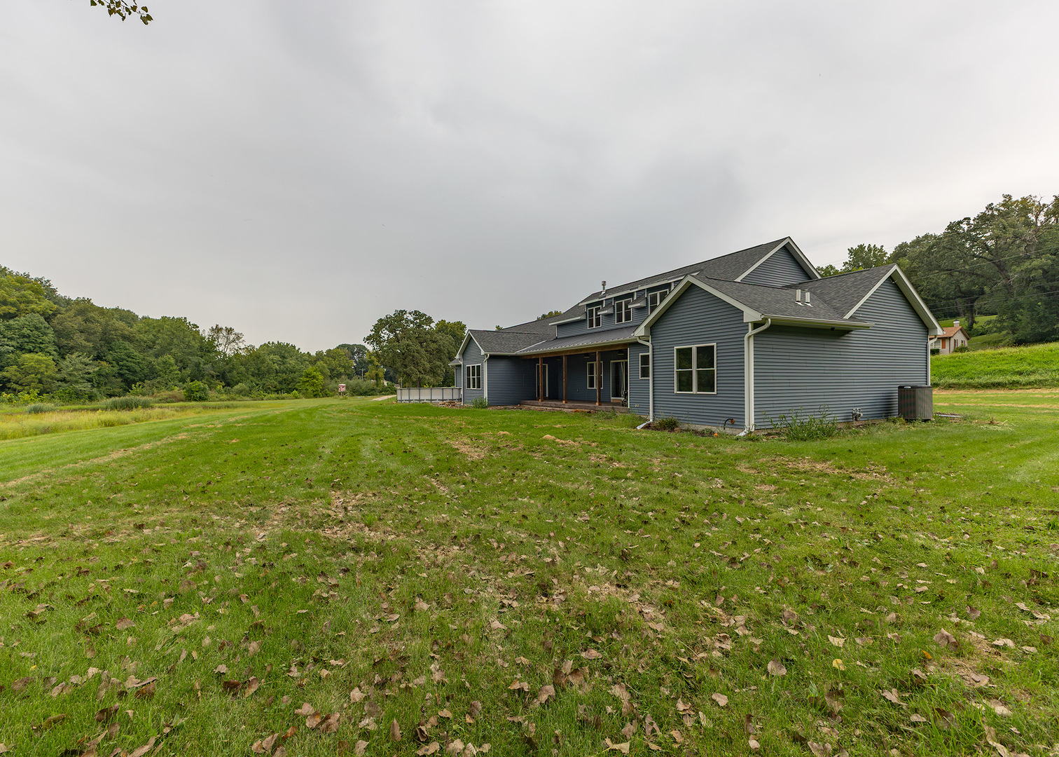 12724231 Property Photo 27