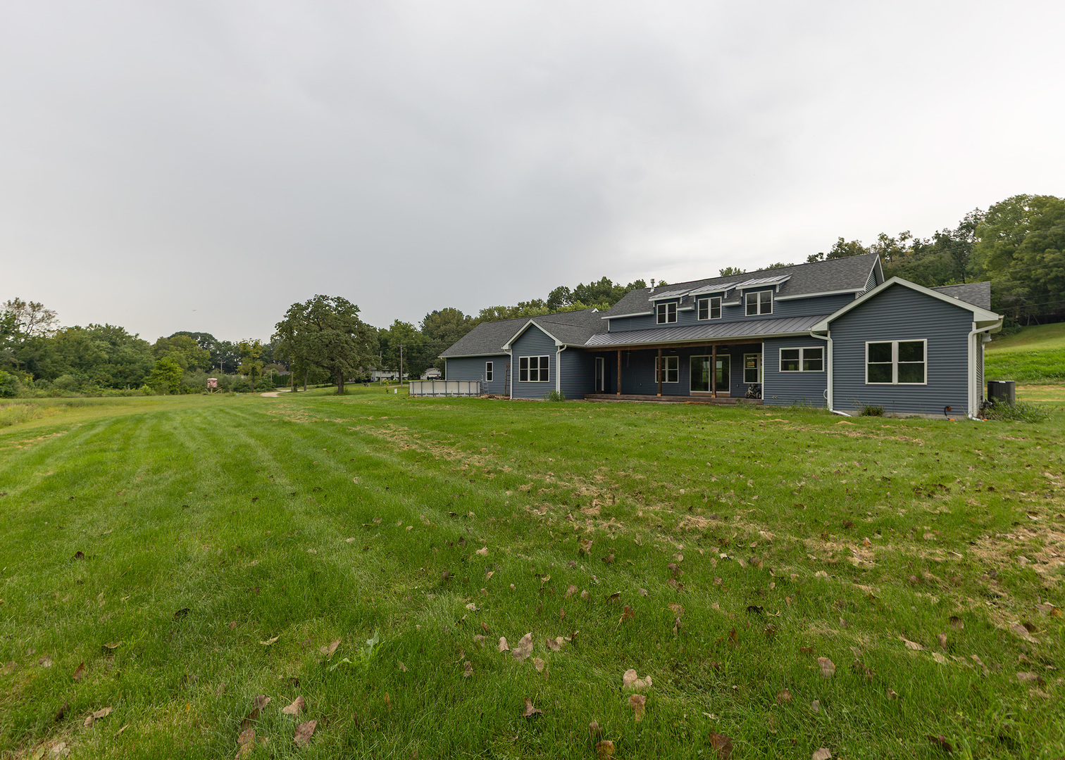 12724231 Property Photo 28