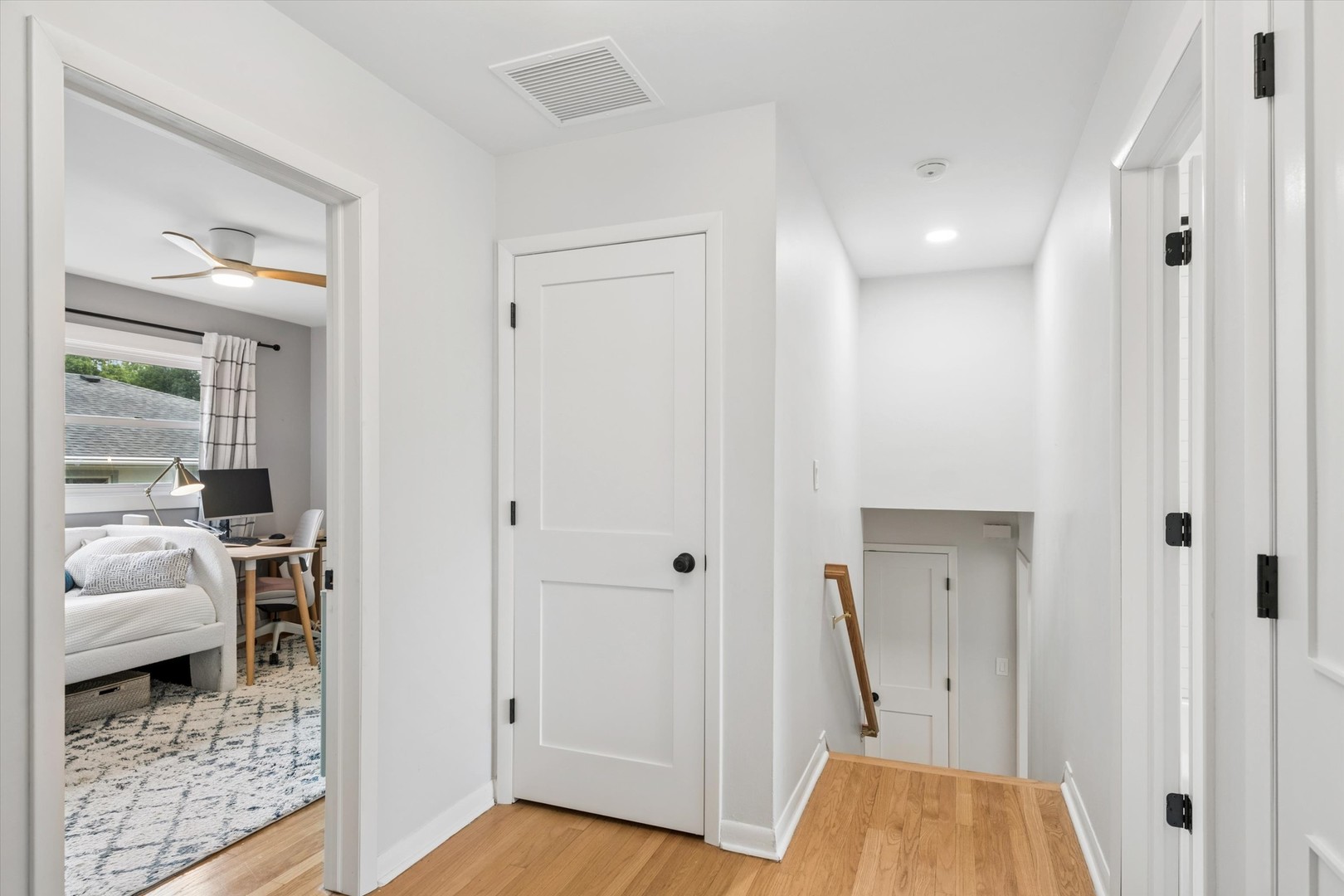 332 Scott Avenue Property Photo 15