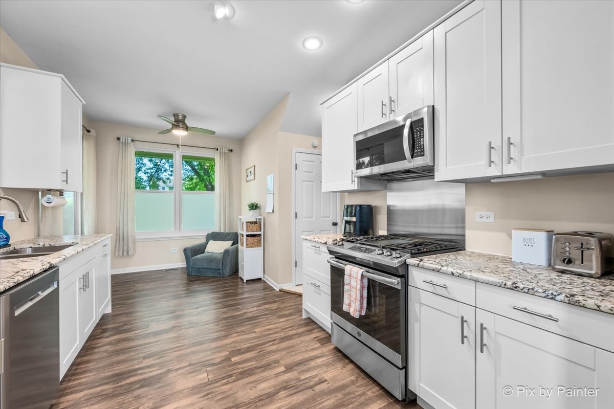1911 Pine Drive Property Photo 6