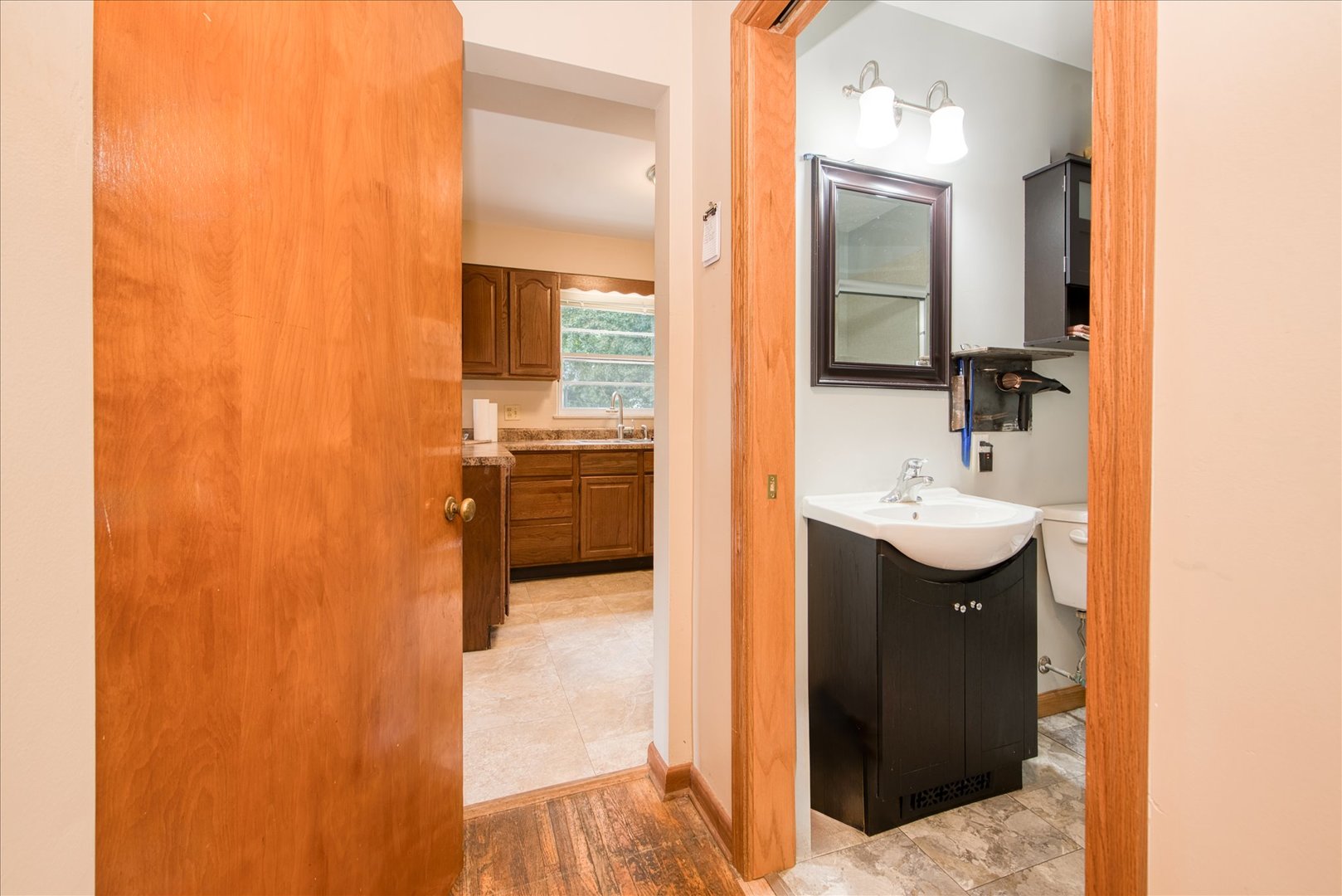 309 E Sunset Place Property Photo 9