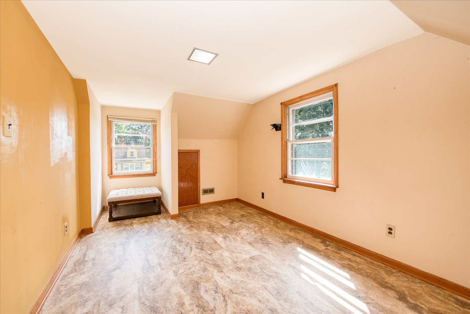 309 E Sunset Place Property Photo 25