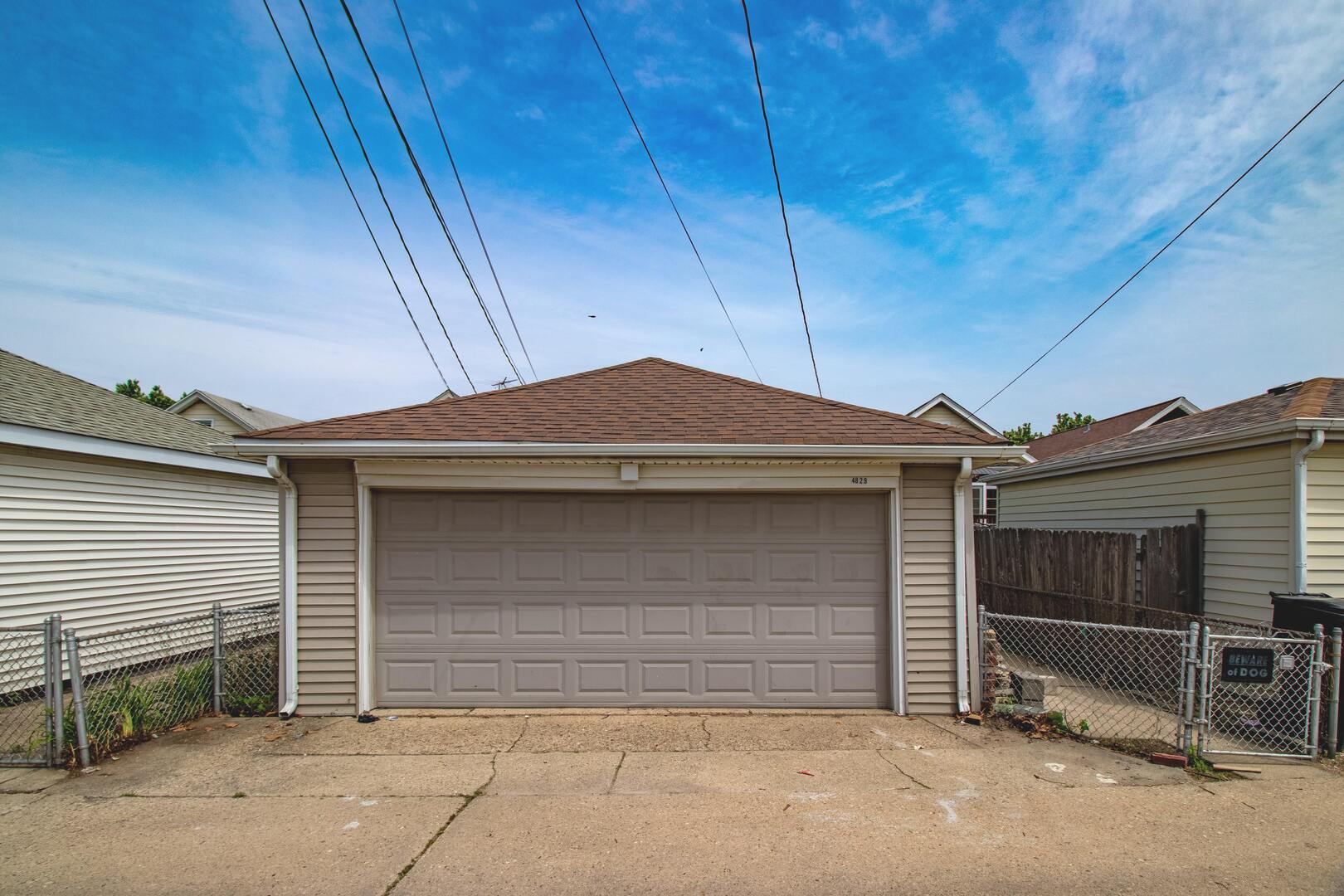 4829 W Strong Street Property Photo 32