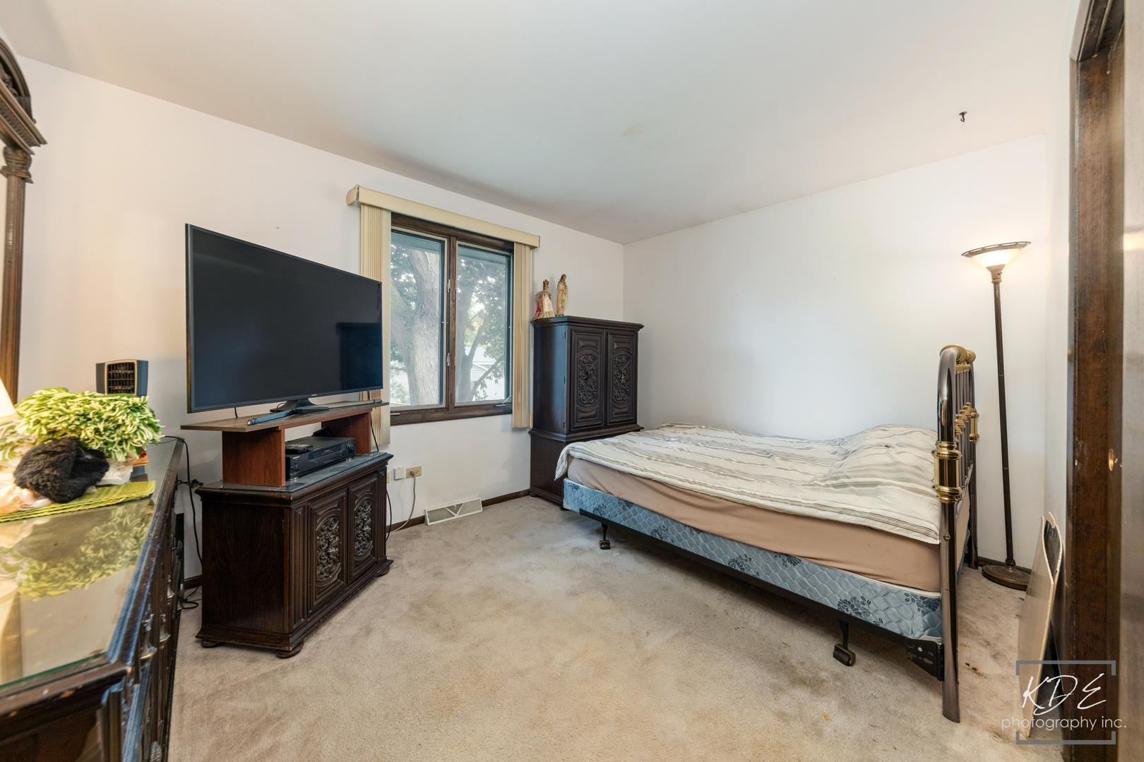 3n606 Locust Avenue Property Photo 17