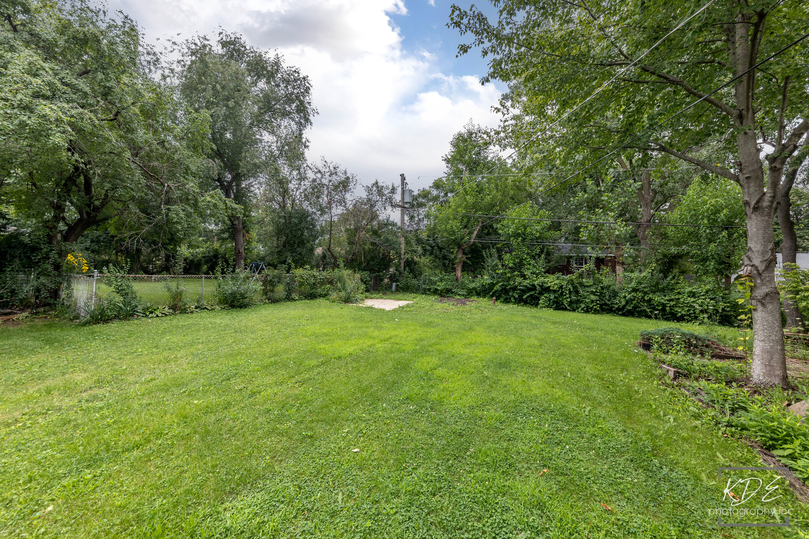 3n606 Locust Avenue Property Photo 30
