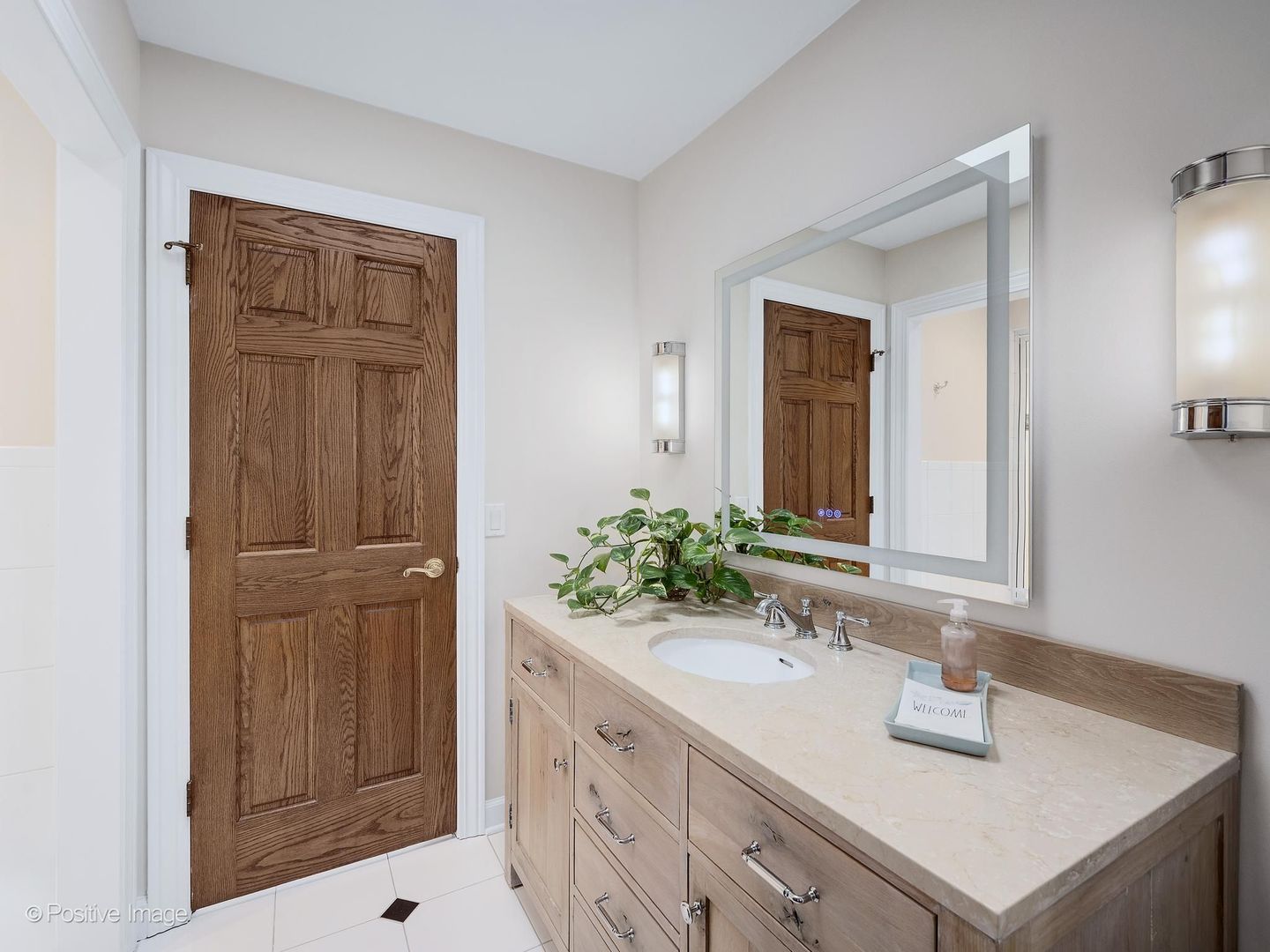 12724271 Property Photo 21