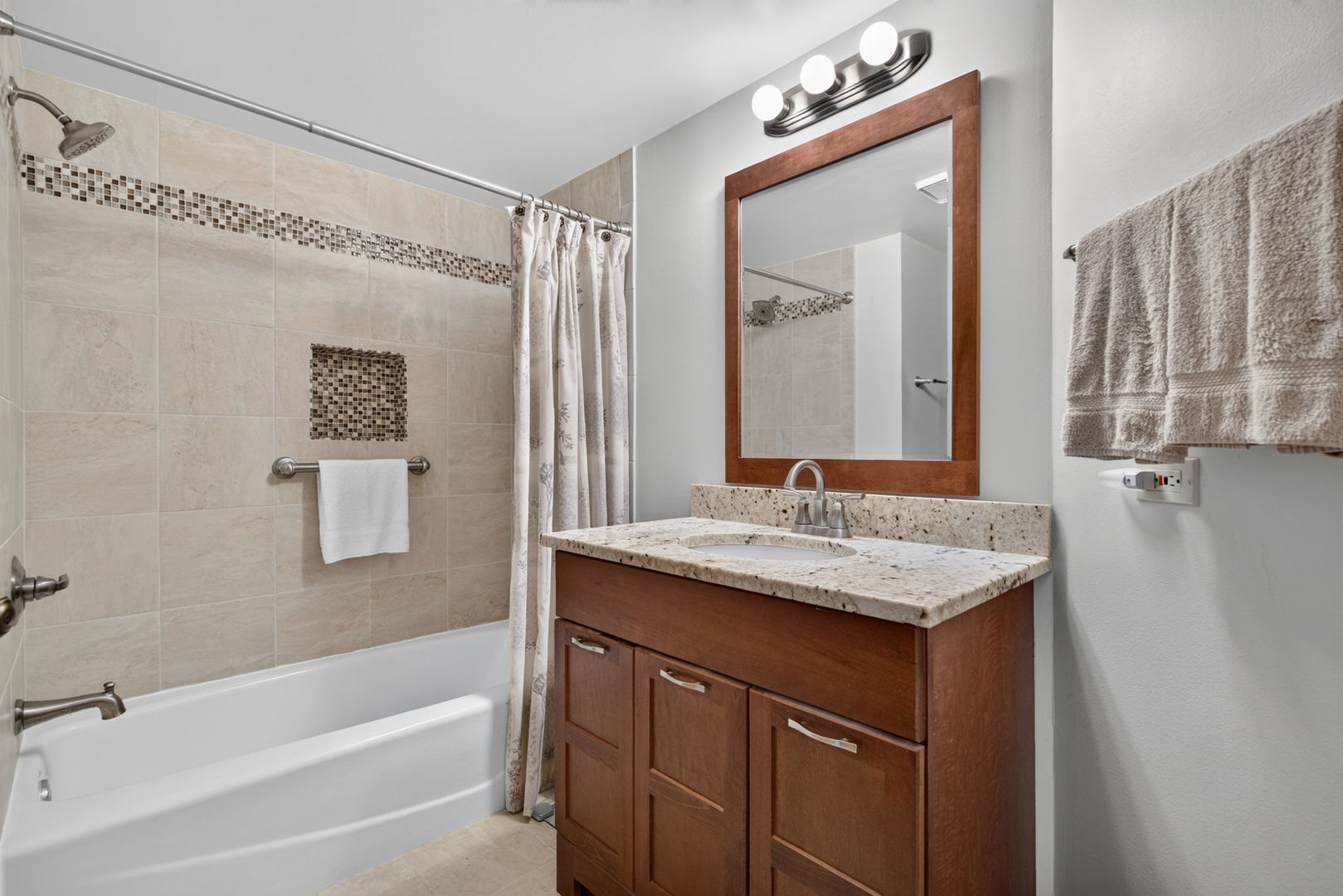 2752 Harbor Drive Property Photo 30