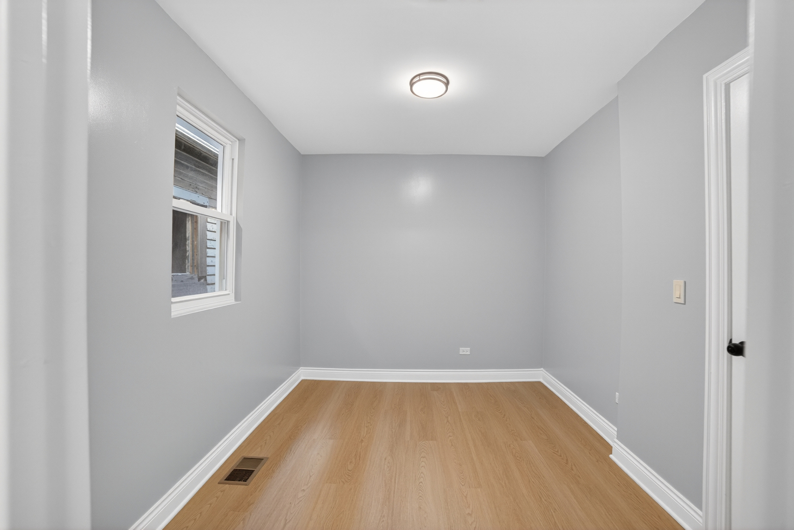 123 W 104th Place Property Photo 21