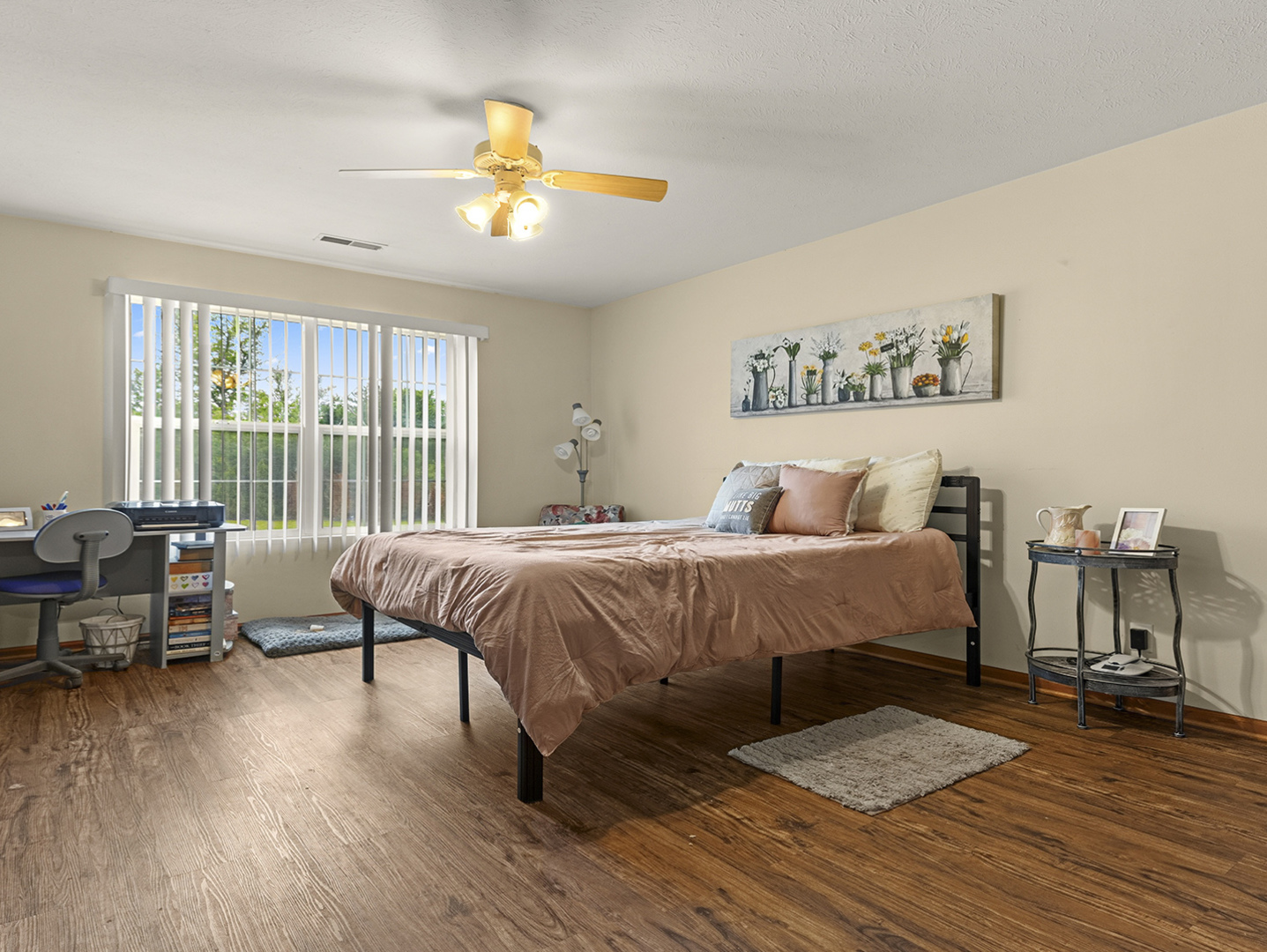 7721 Creek Bend 7721 Property Photo 12