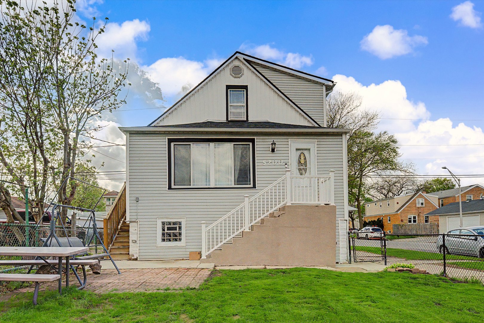 5200 S Lorel Avenue Property Photo 1