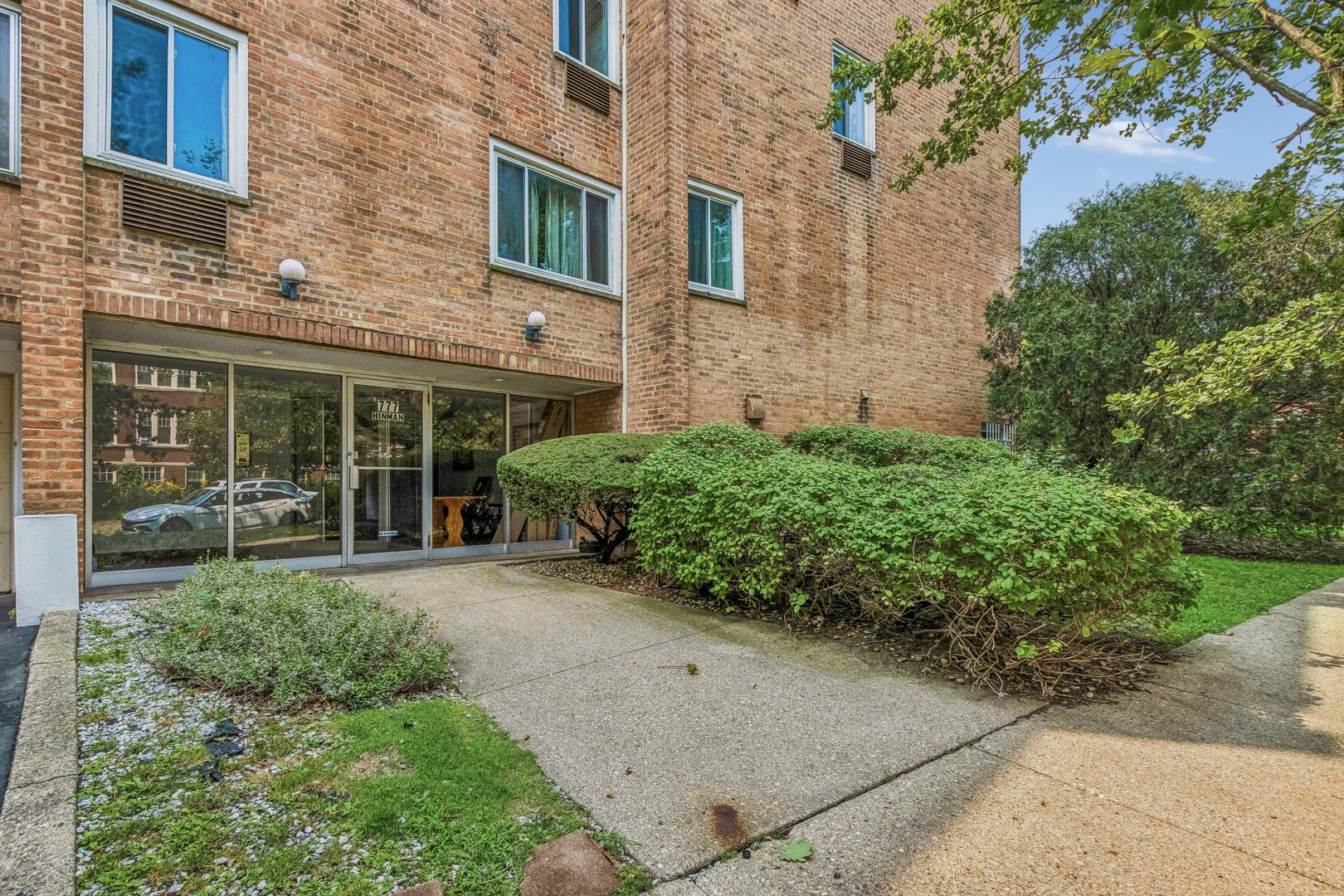 777 Hinman Avenue 35 Property Photo 1