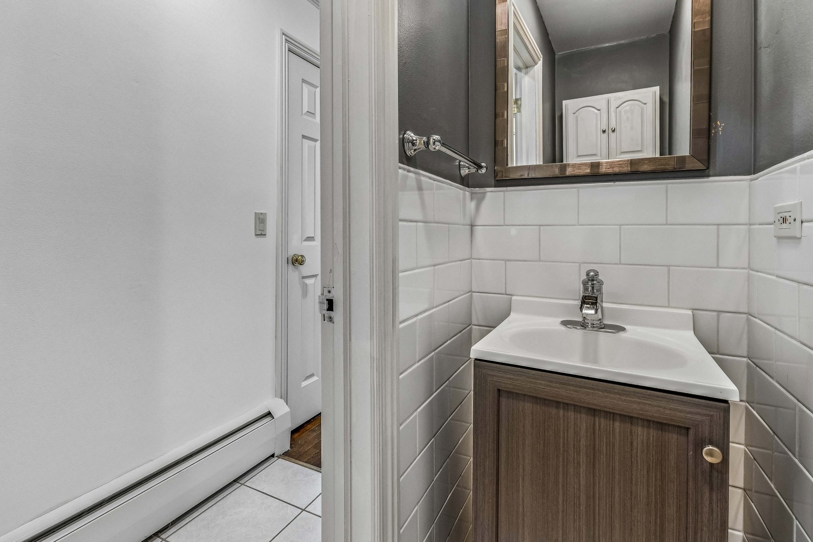 777 Hinman Avenue 35 Property Photo 10