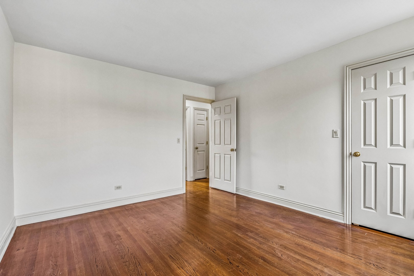 777 Hinman Avenue 35 Property Photo 11