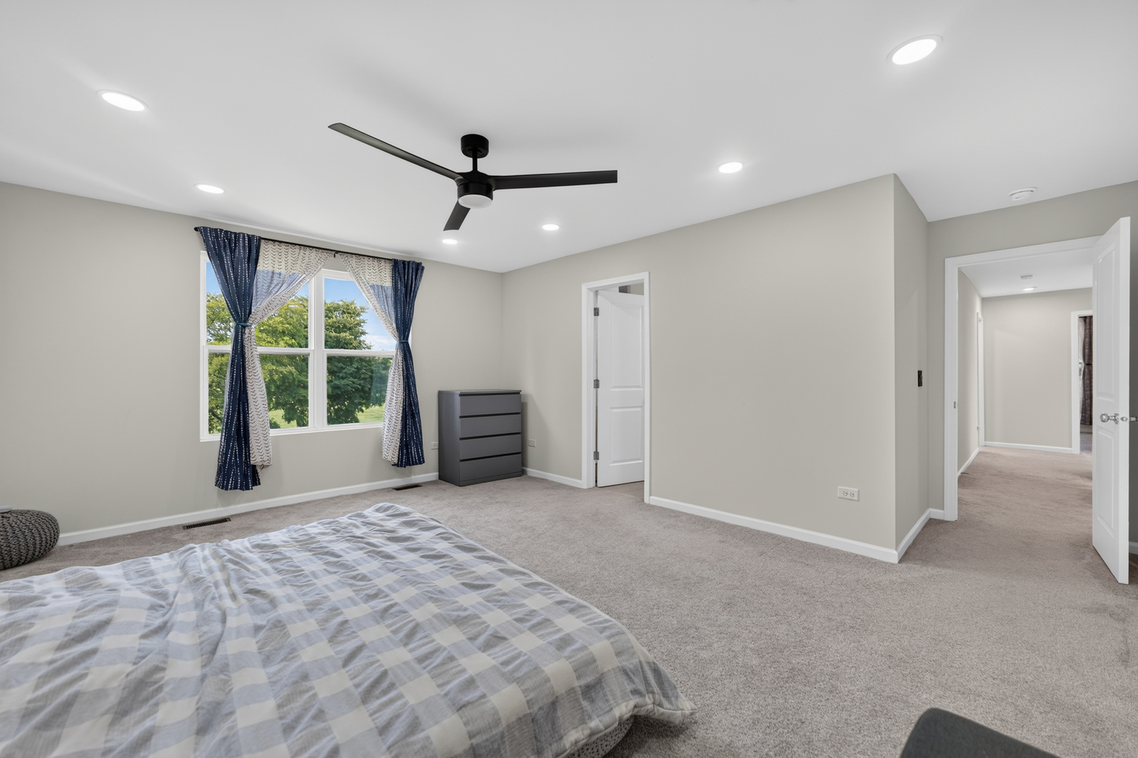 3667 Peregrine Way Property Photo 21