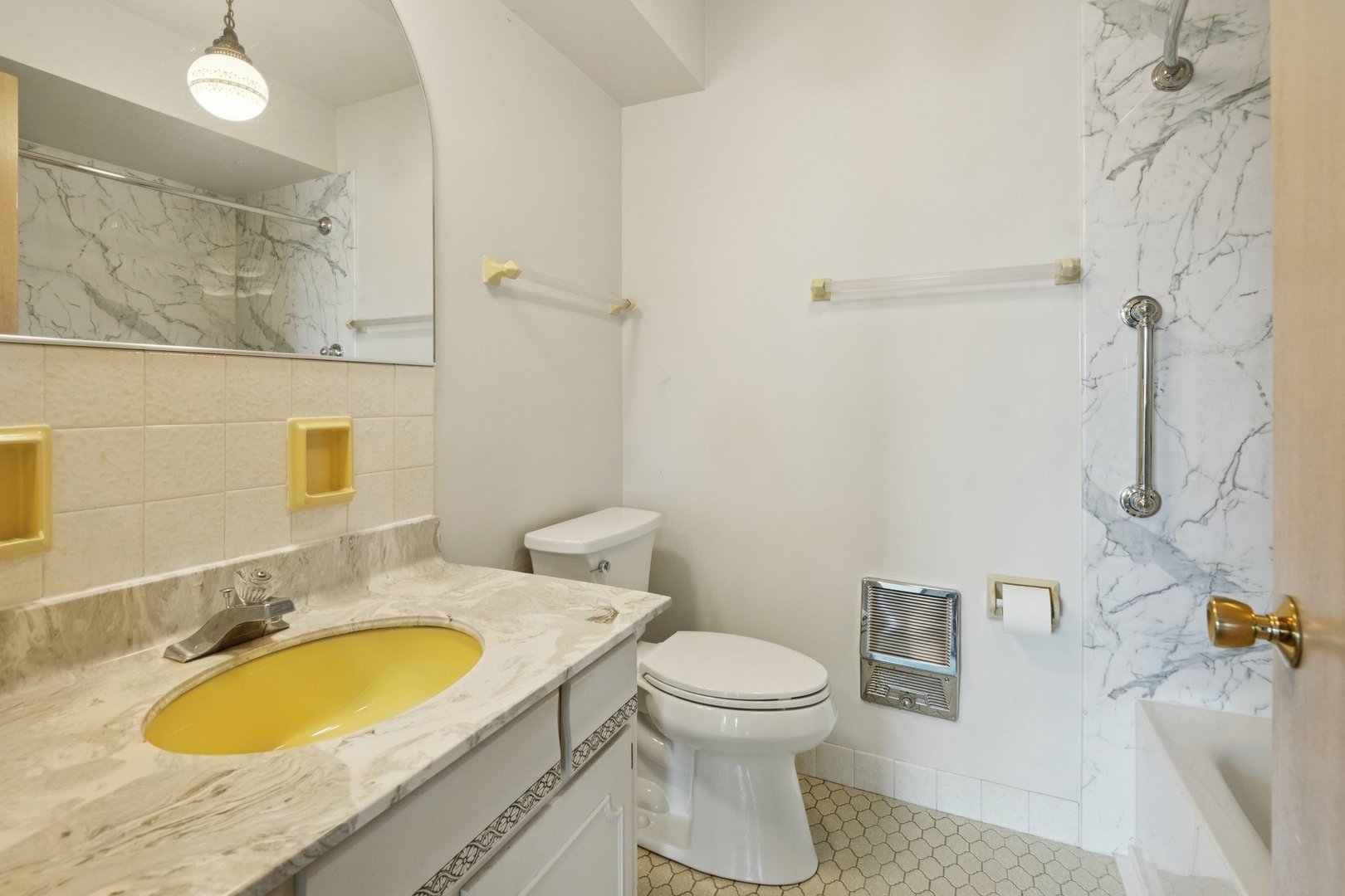 5251 Galitz Street 404 Property Photo 11