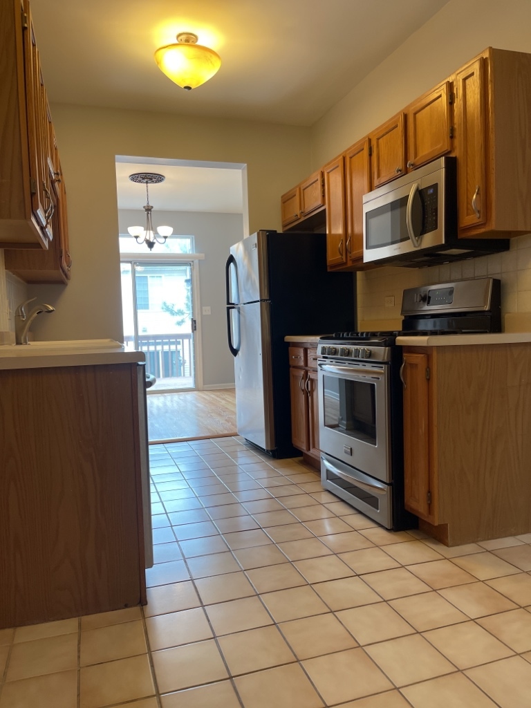 930 Mesa Drive Property Photo 2