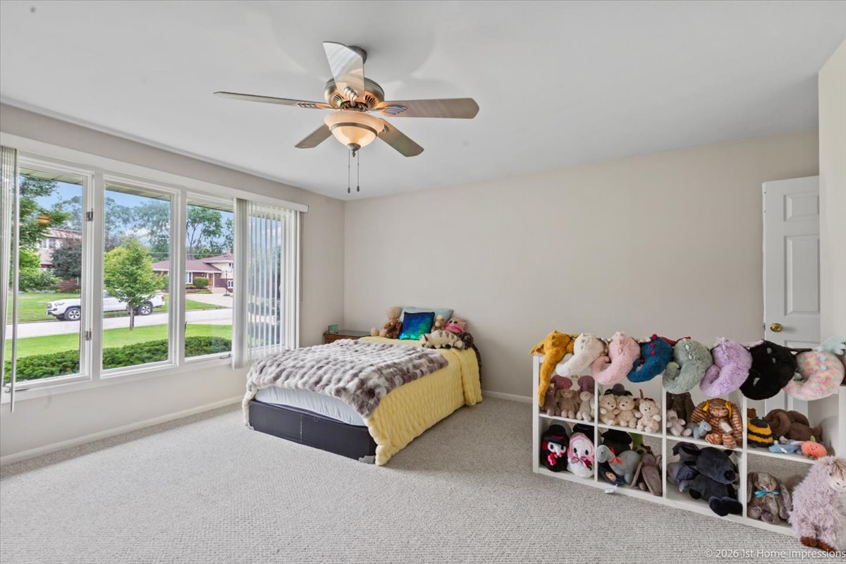 9213 S 83rd Court Property Photo 18