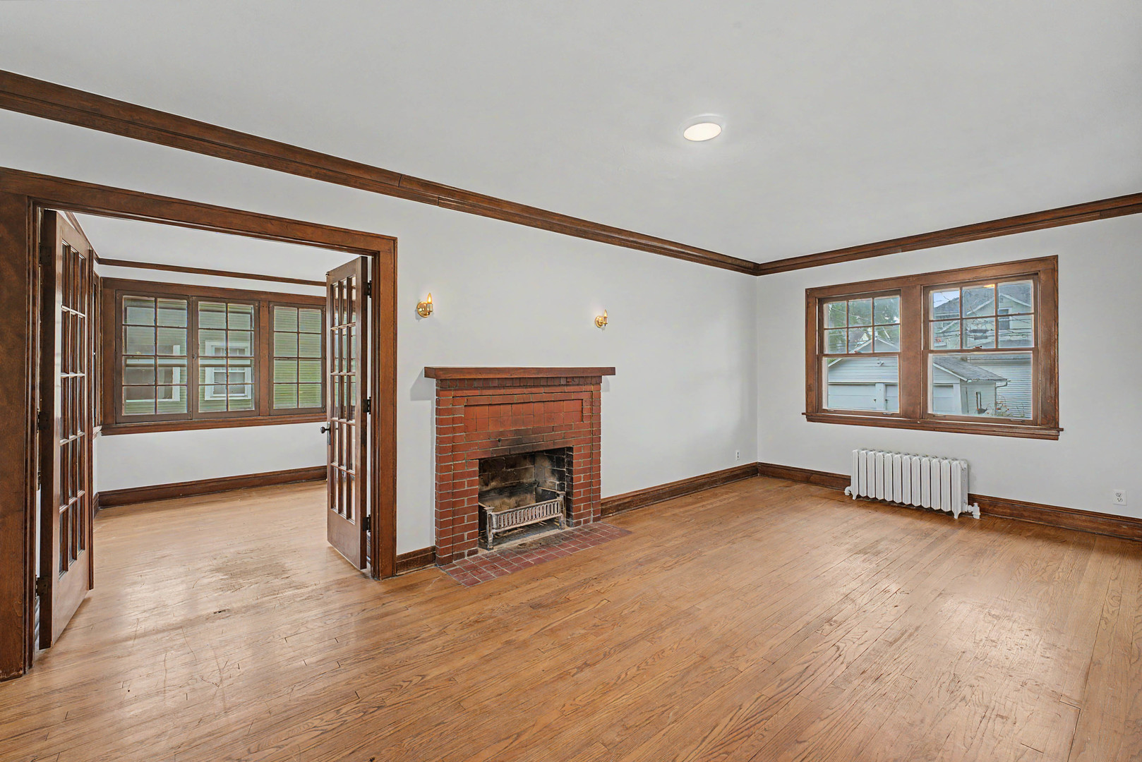 24 N Belmont Avenue Property Photo 6