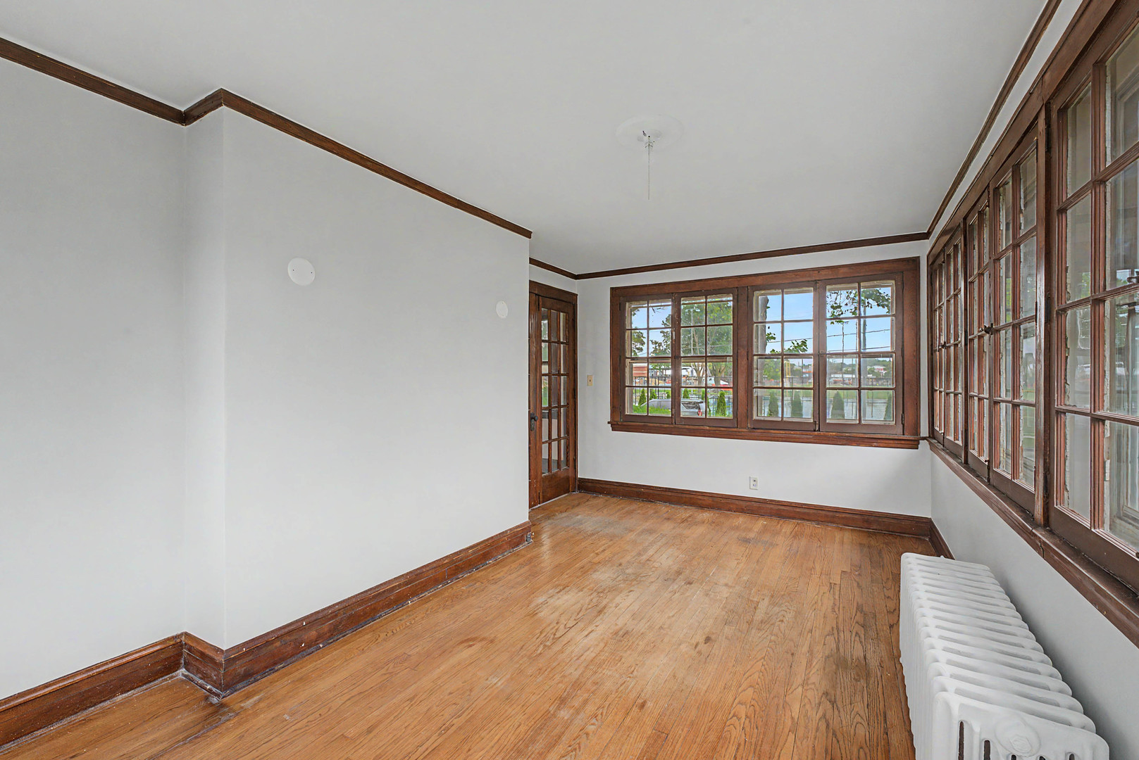 24 N Belmont Avenue Property Photo 8