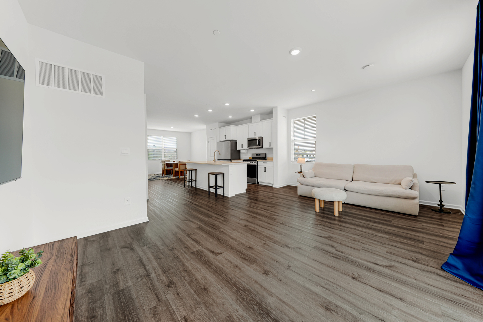 2101 Yellowstone Boulevard Property Photo 8