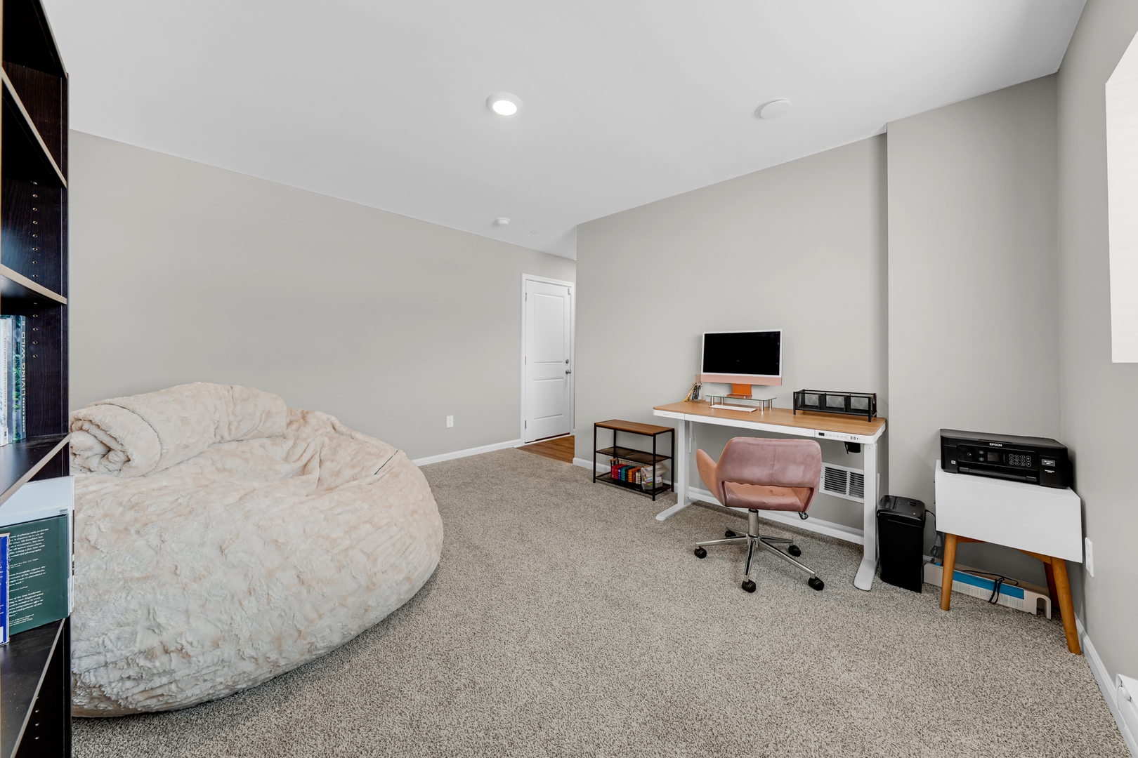 2101 Yellowstone Boulevard Property Photo 19