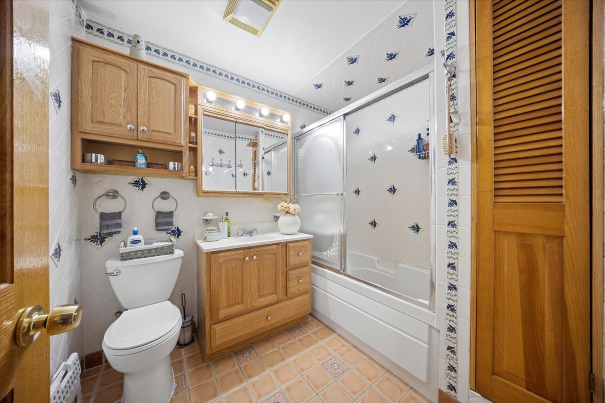 2519 S Kedzie Avenue Property Photo 10