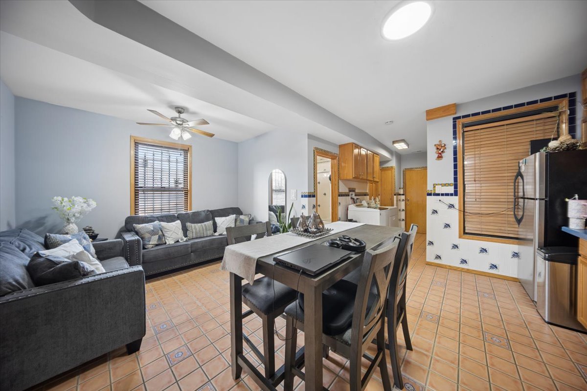 2519 S Kedzie Avenue Property Photo 11