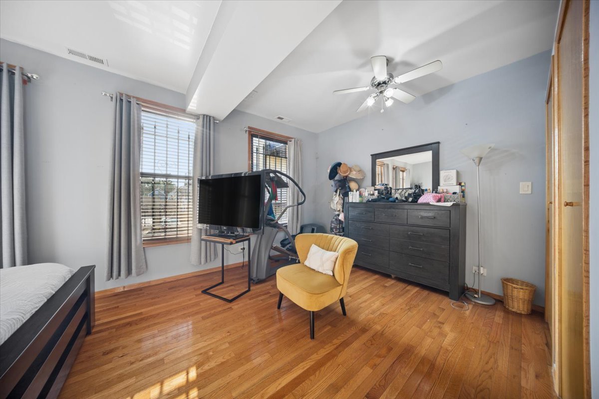 2519 S Kedzie Avenue Property Photo 14
