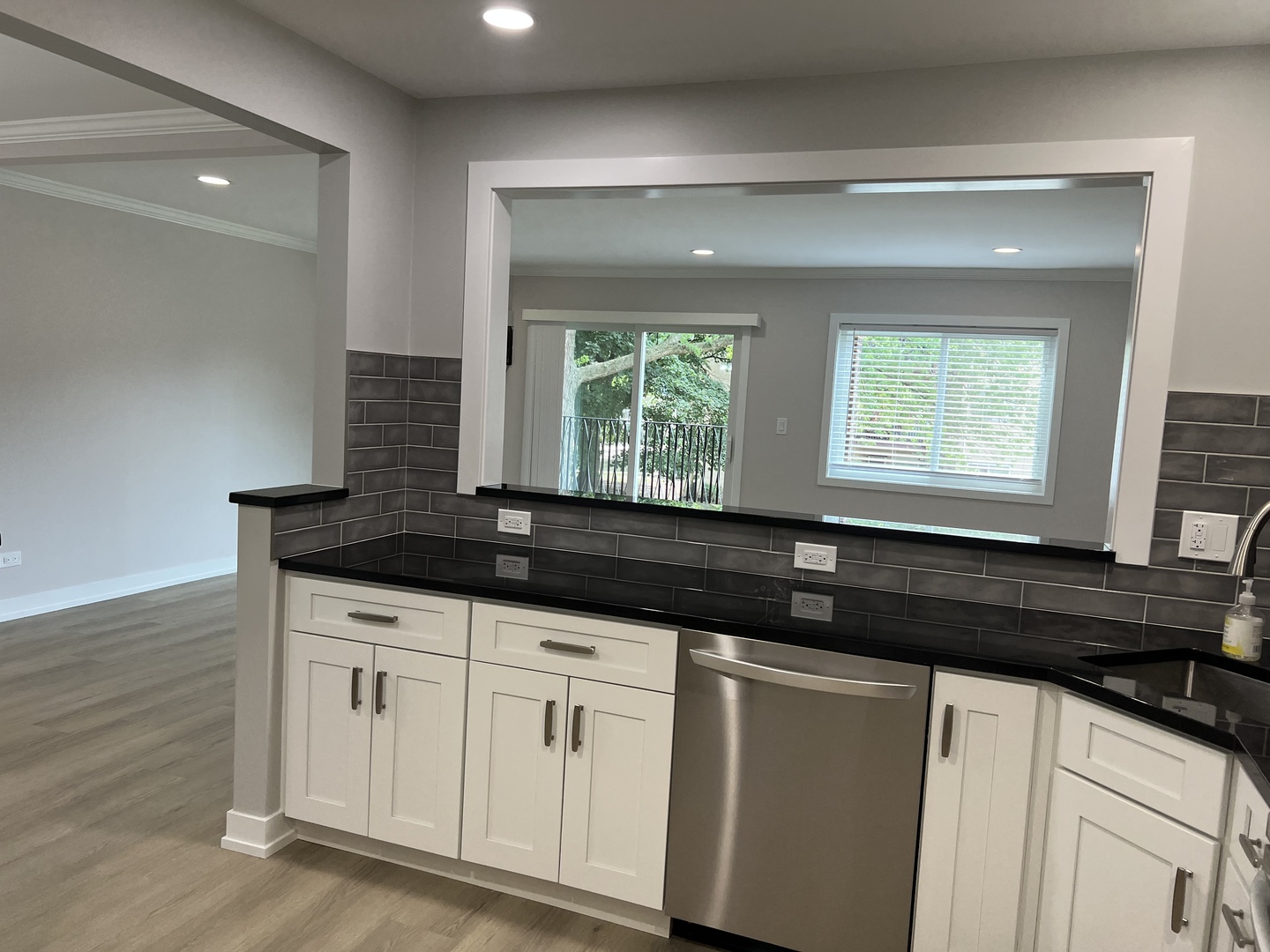 505 S Cleveland Avenue 207 Property Photo 5