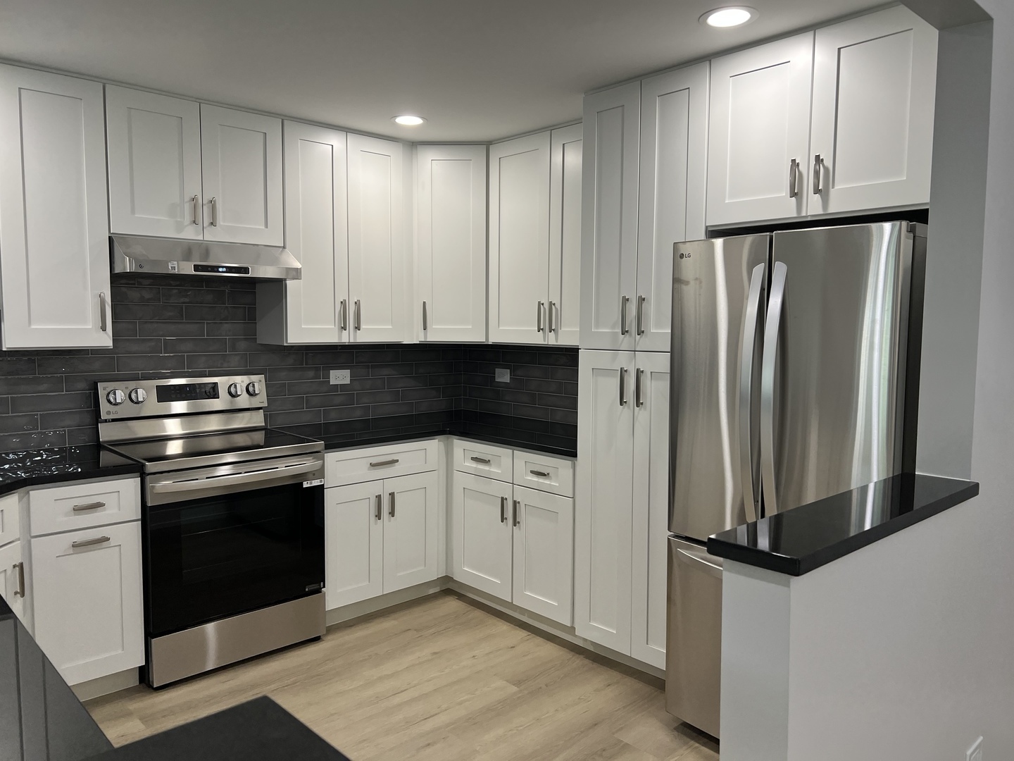 505 S Cleveland Avenue 207 Property Photo 6