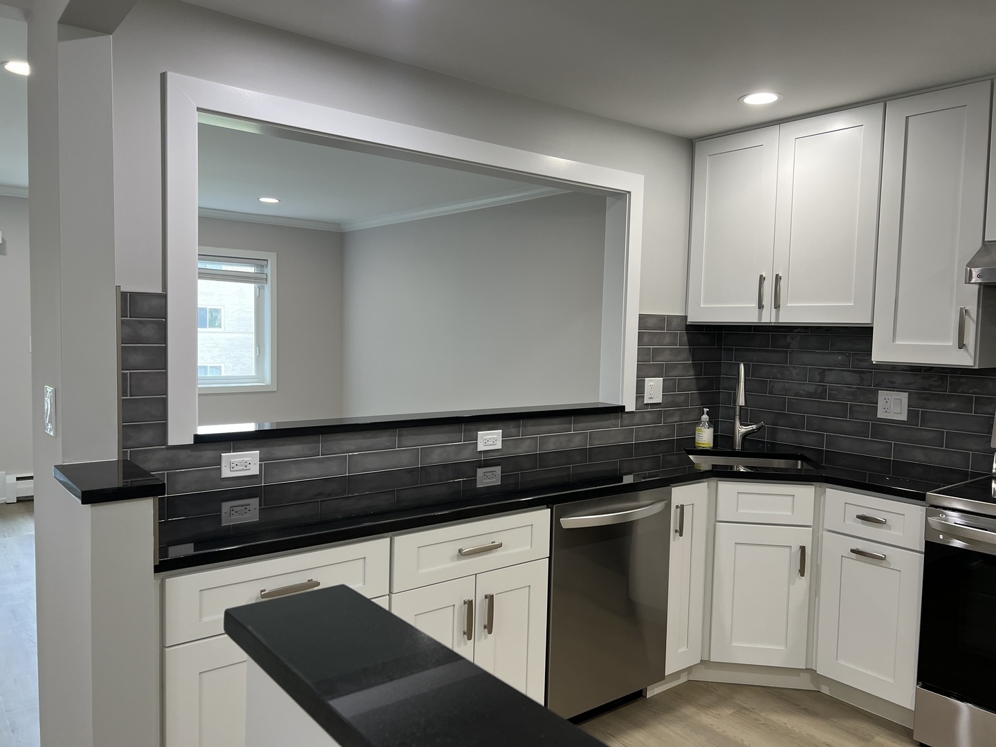 505 S Cleveland Avenue 207 Property Photo 7