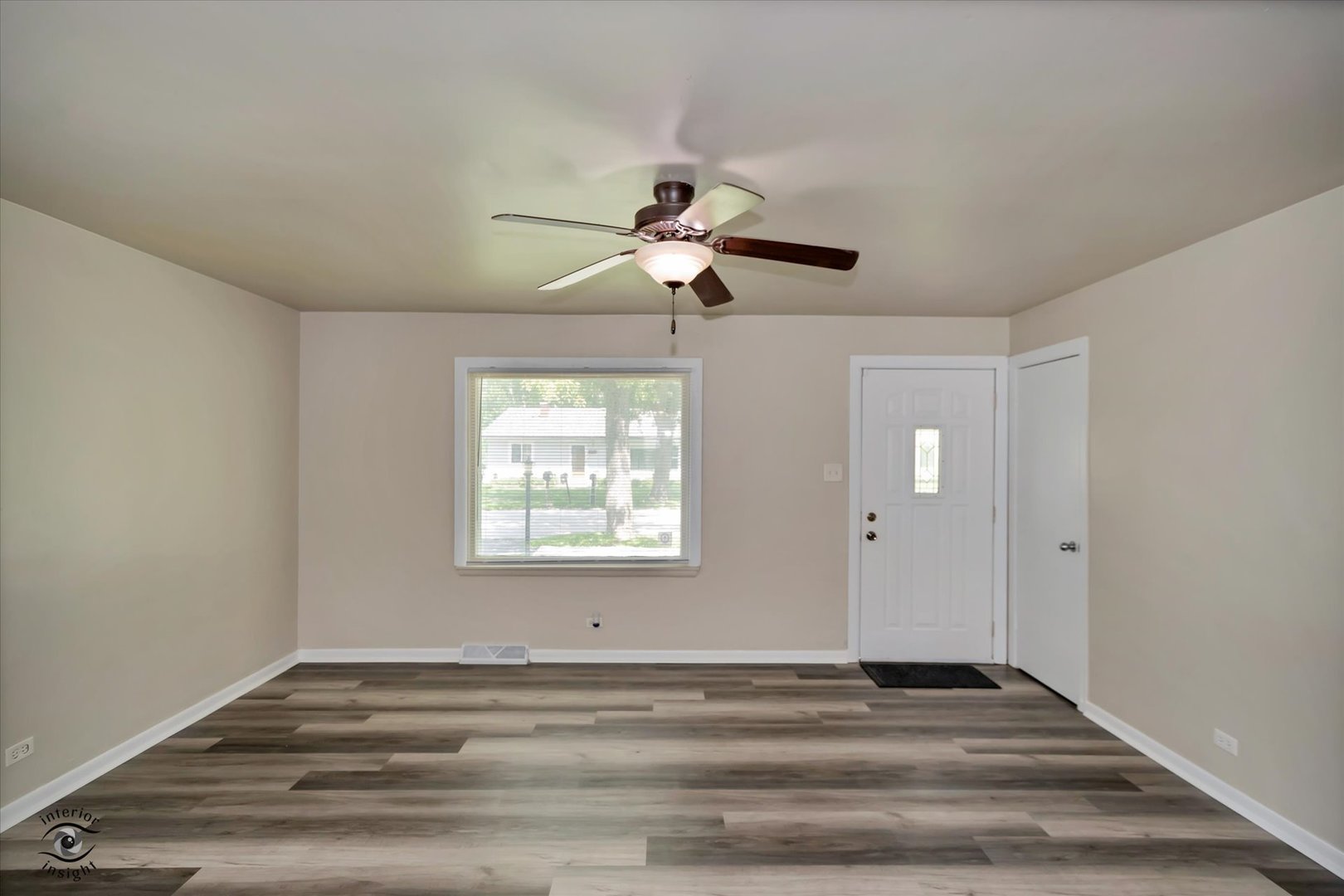 3335 Roesner Drive Property Photo 5