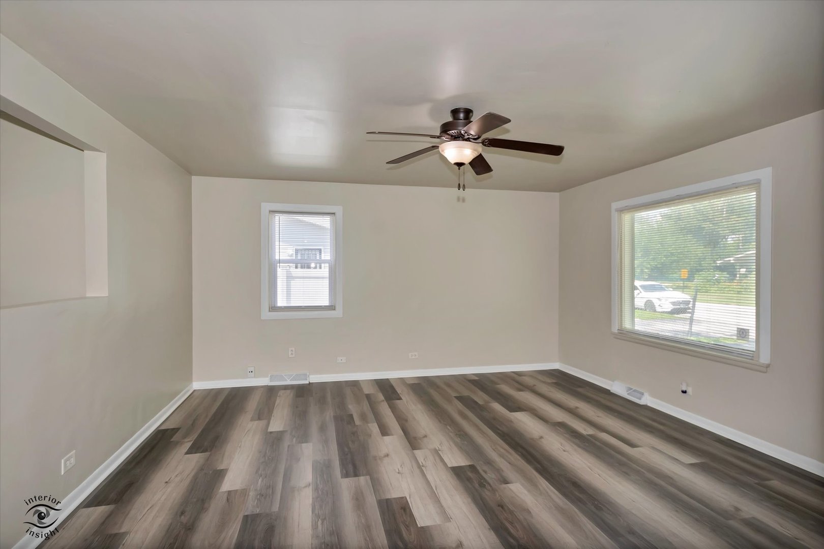 3335 Roesner Drive Property Photo 6