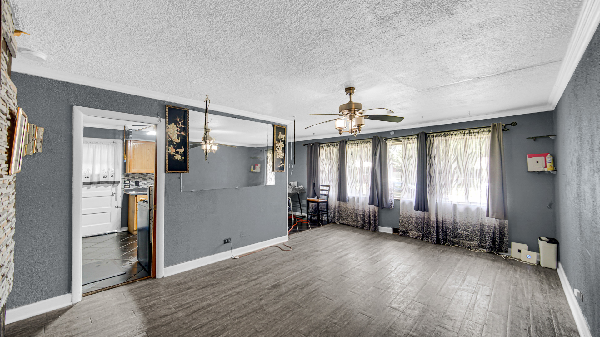 1228 E 151st Street Property Photo 7
