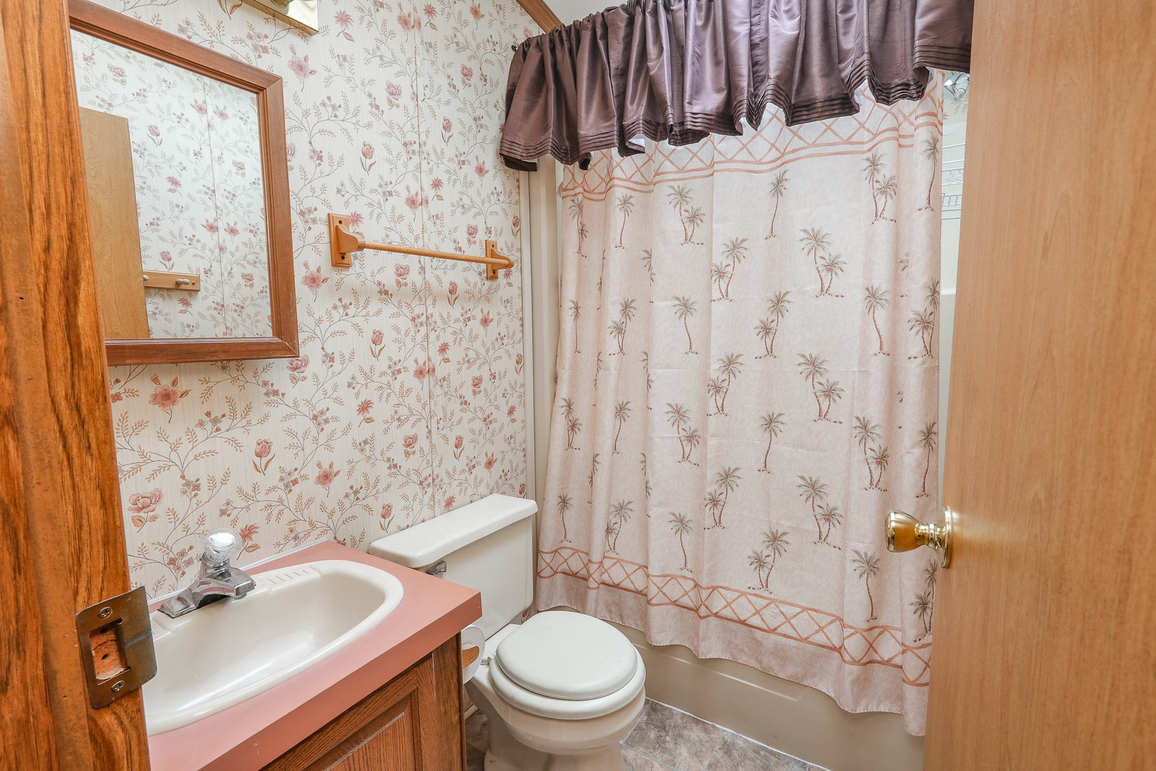 16 Maple Ridge Park Property Photo 14